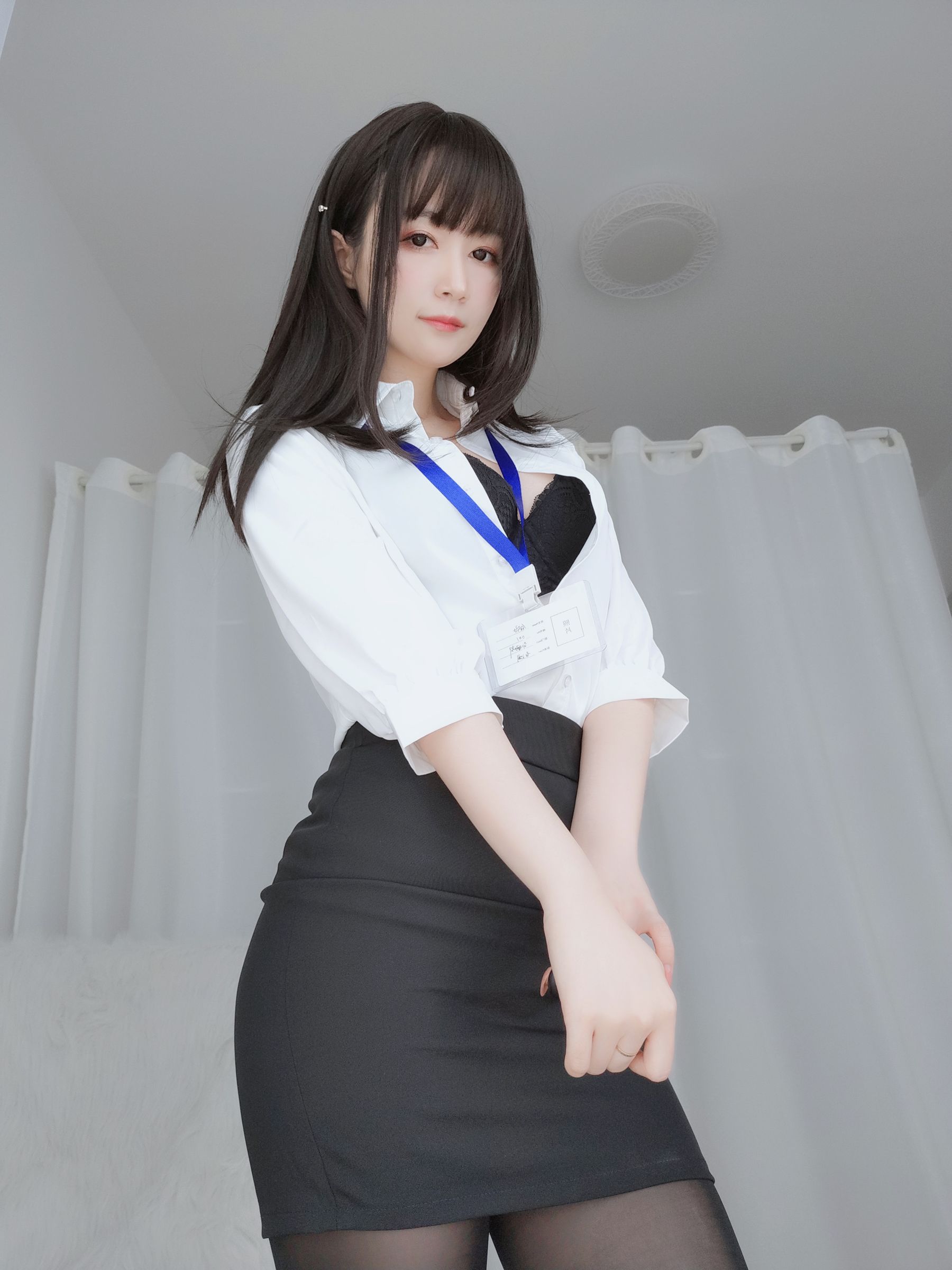 [Cosplay] Coser小姐姐白银 - 制服