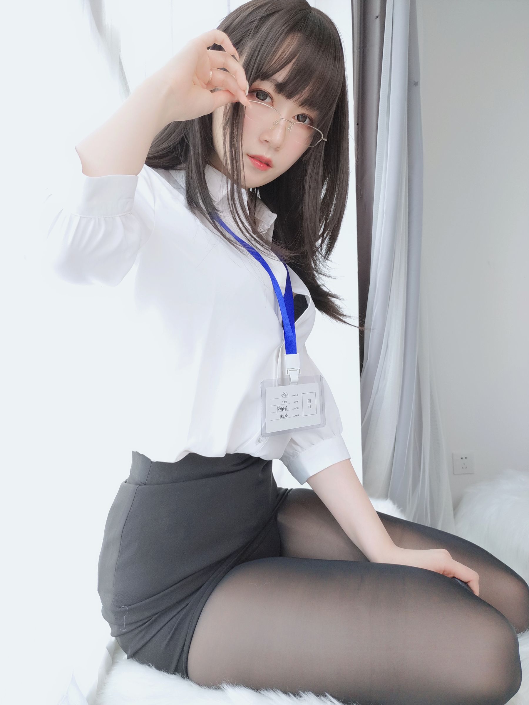 [Cosplay] Coser小姐姐白银 - 制服