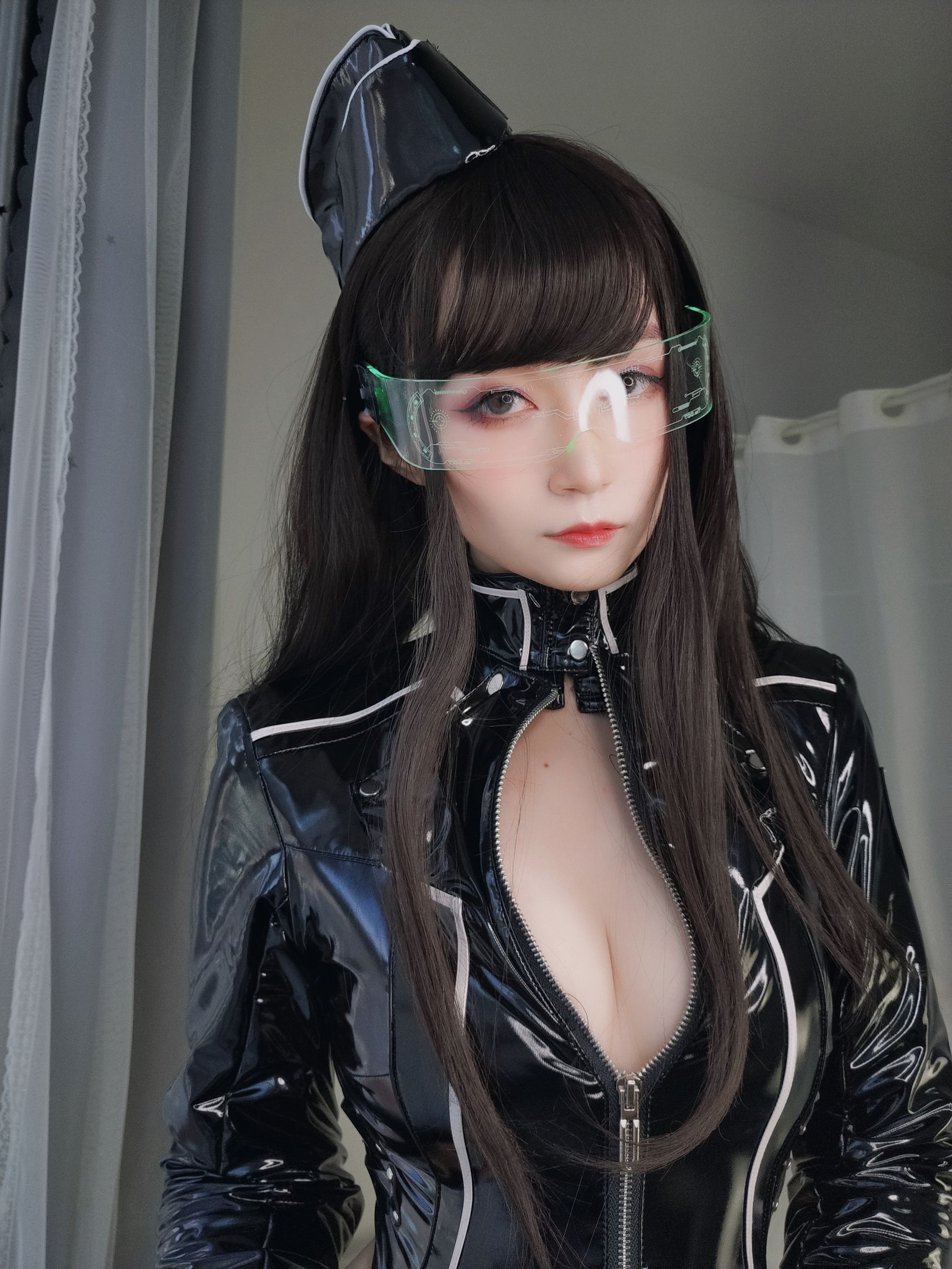 [Cosplay] Coser小姐姐白银 - 通讯官