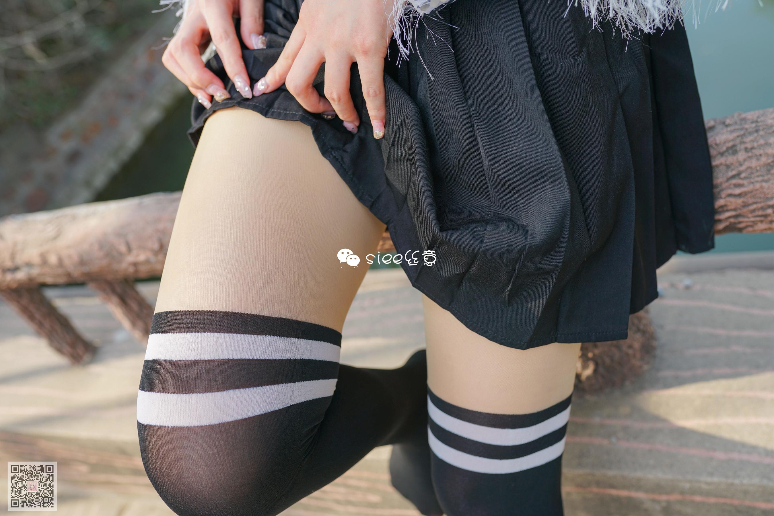 [丝意SIEE] 小月 害羞的学生袜