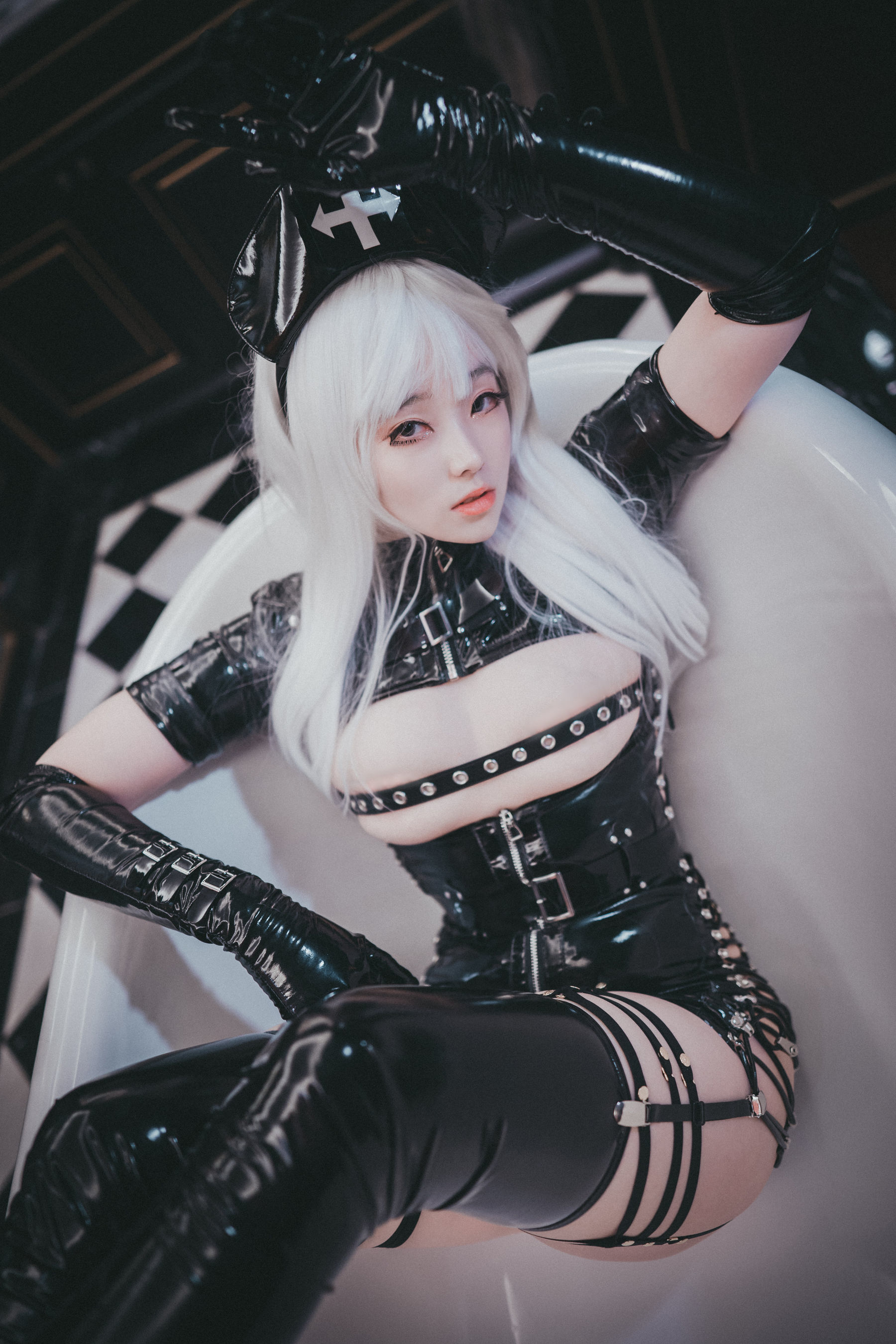 [网红COSER] 韩国妹子BamBi - Poisonous nurse