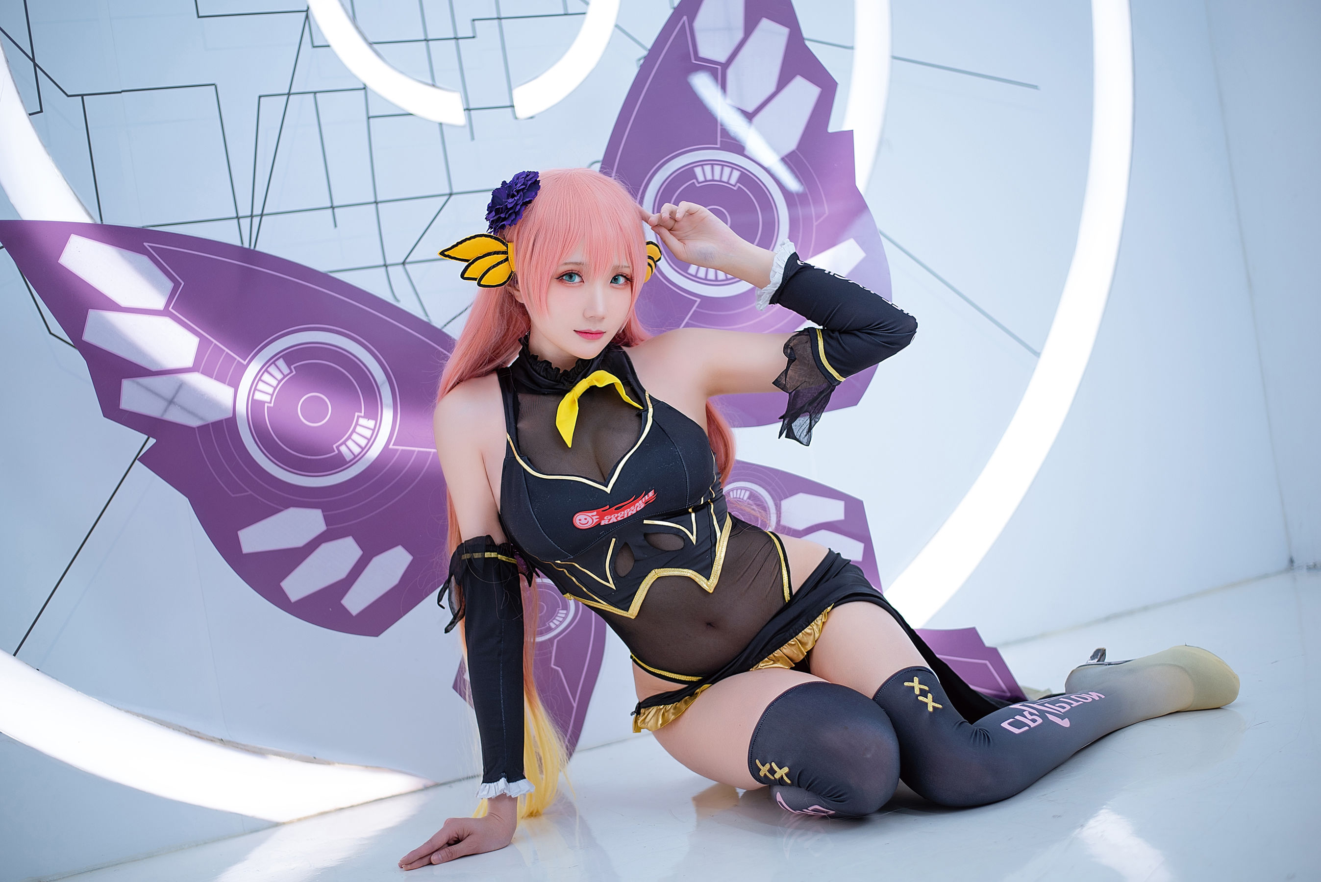 [Cosplay] Coser瓜希酱福利 - LUKA 赛车