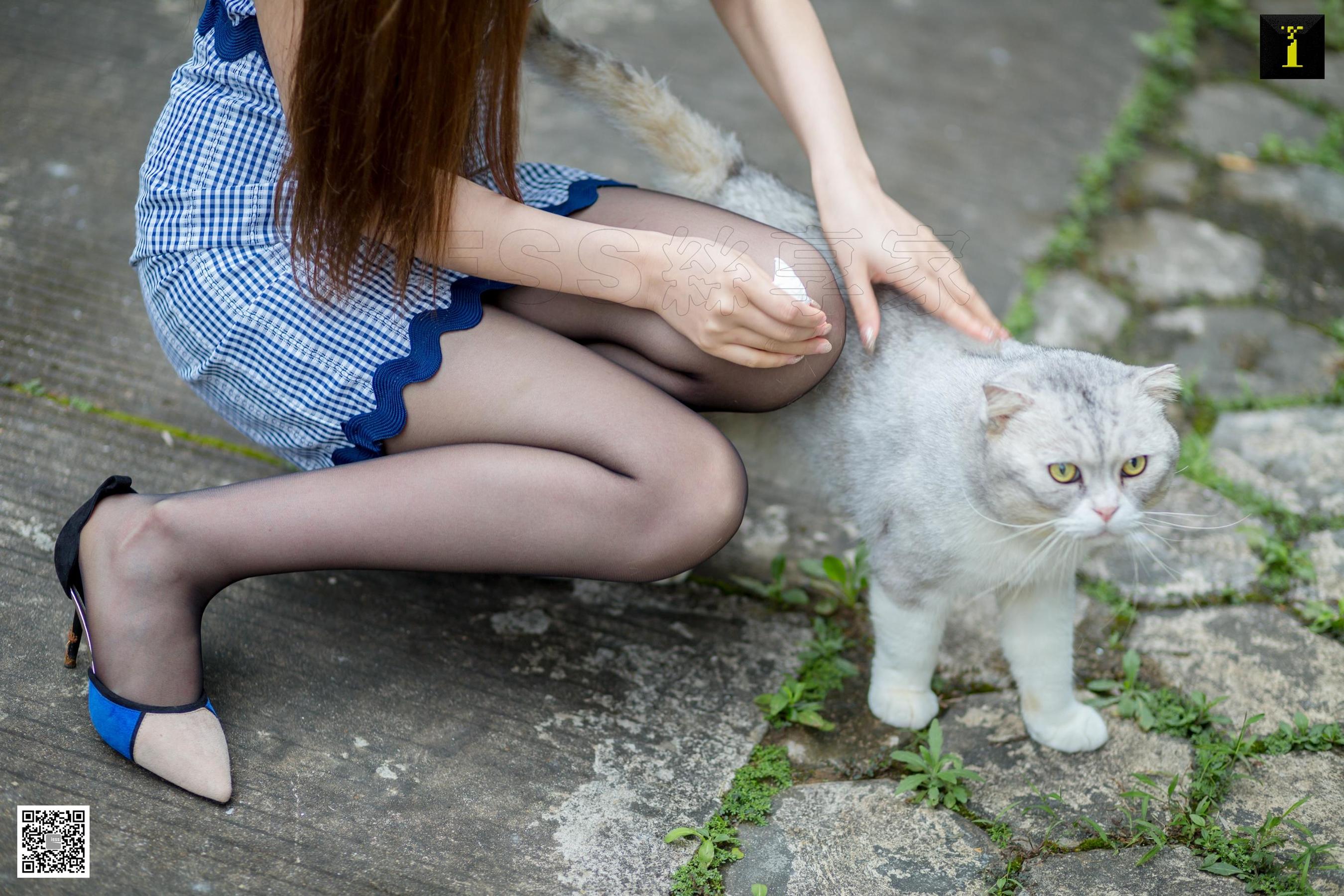 [异思趣向IESS] 模特：九妹 《九妹偶遇肥猫记》