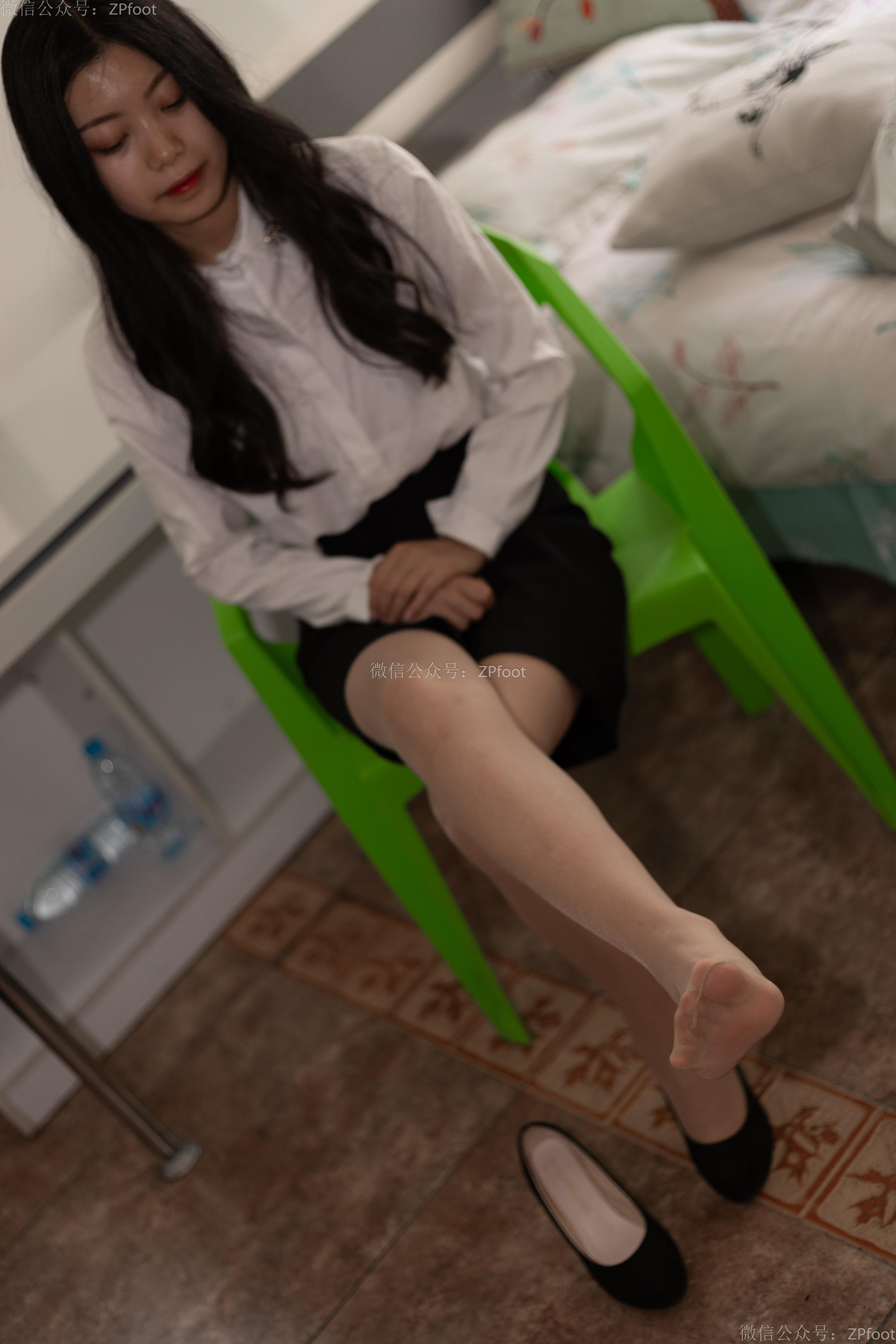 [山茶摄影LSS] NO.304 制服高跟丝袜