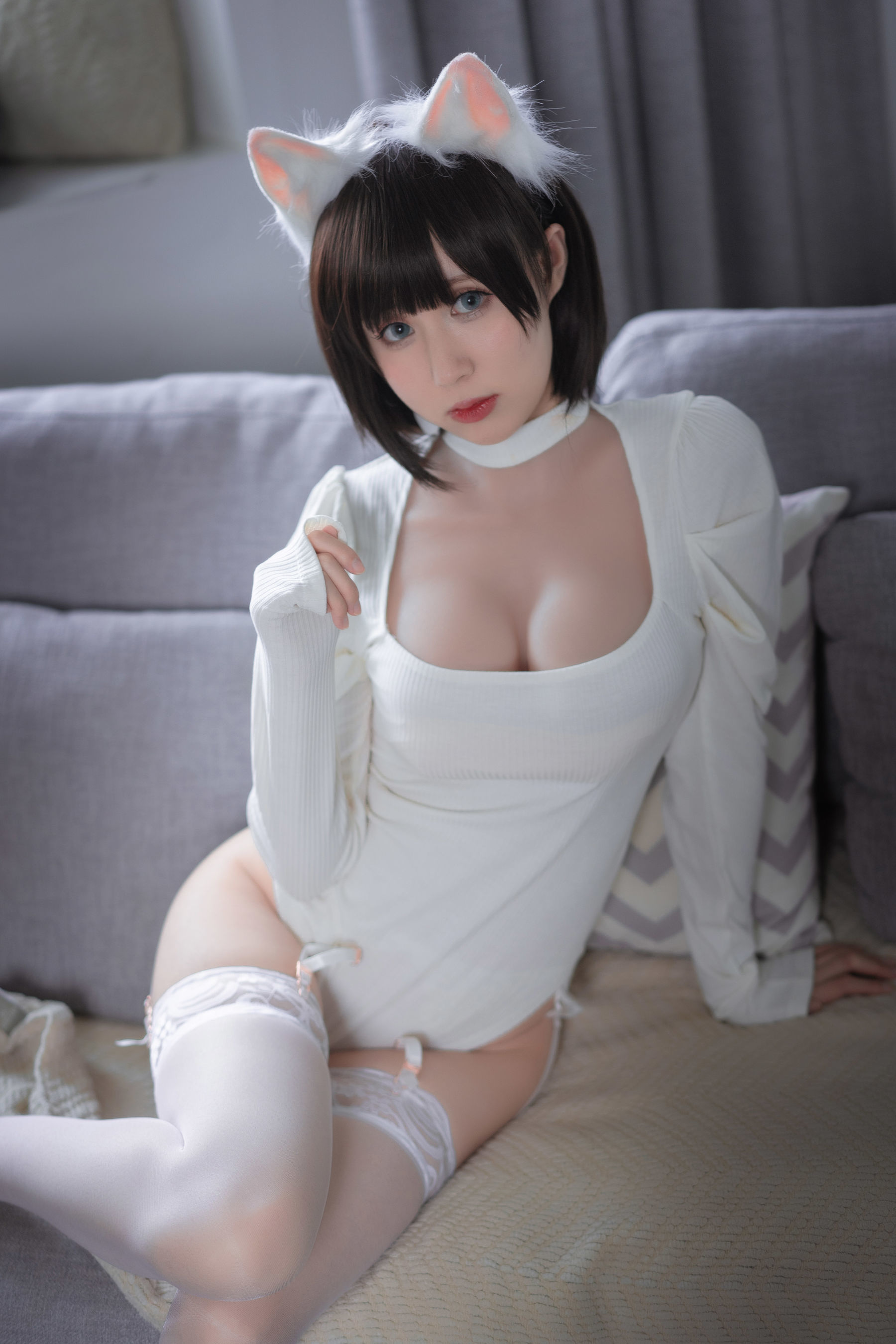 [网红COSER] 西园寺南歌 - 白猫白色连体衣