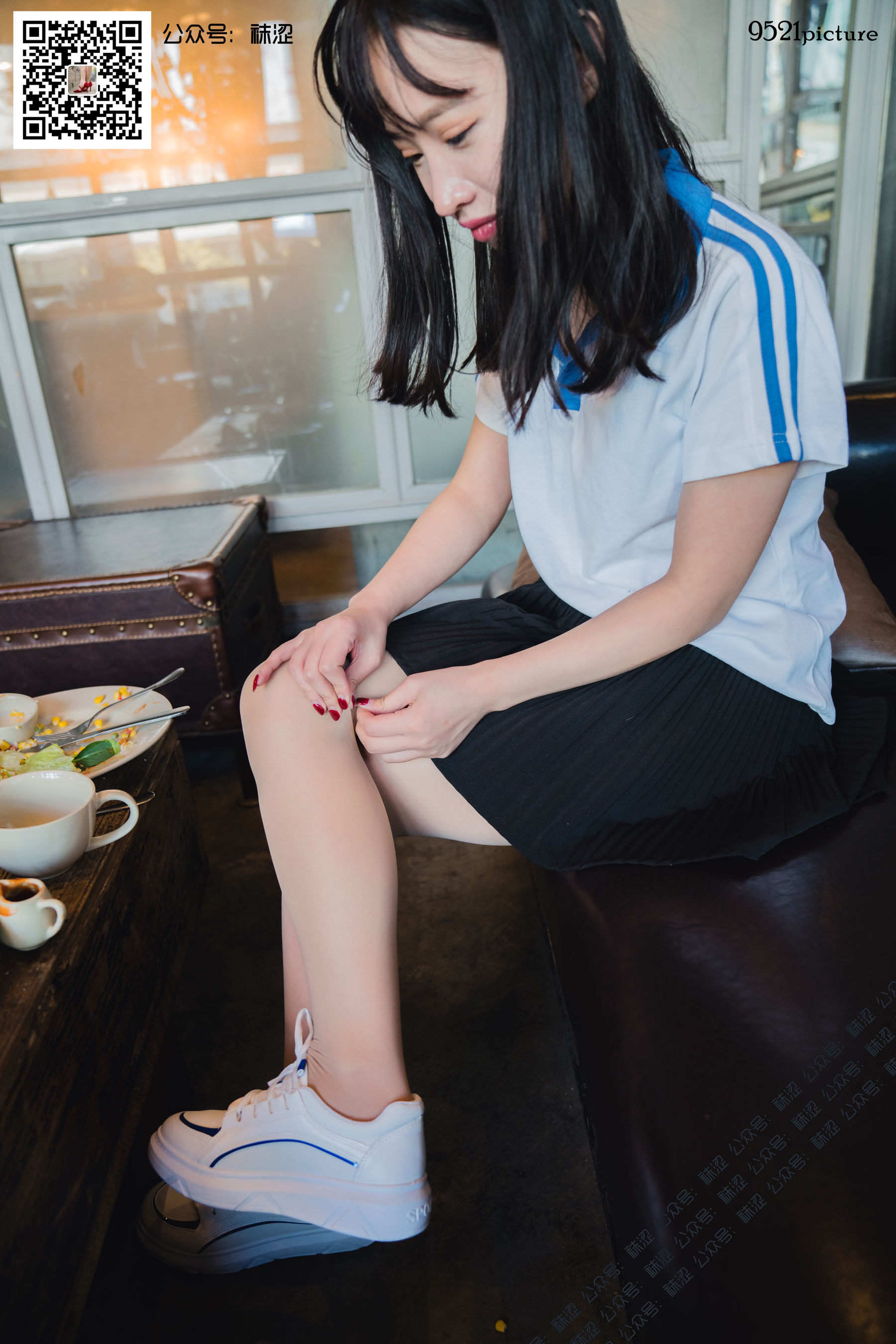 [袜涩] VOL.030 Amanda 学生制服