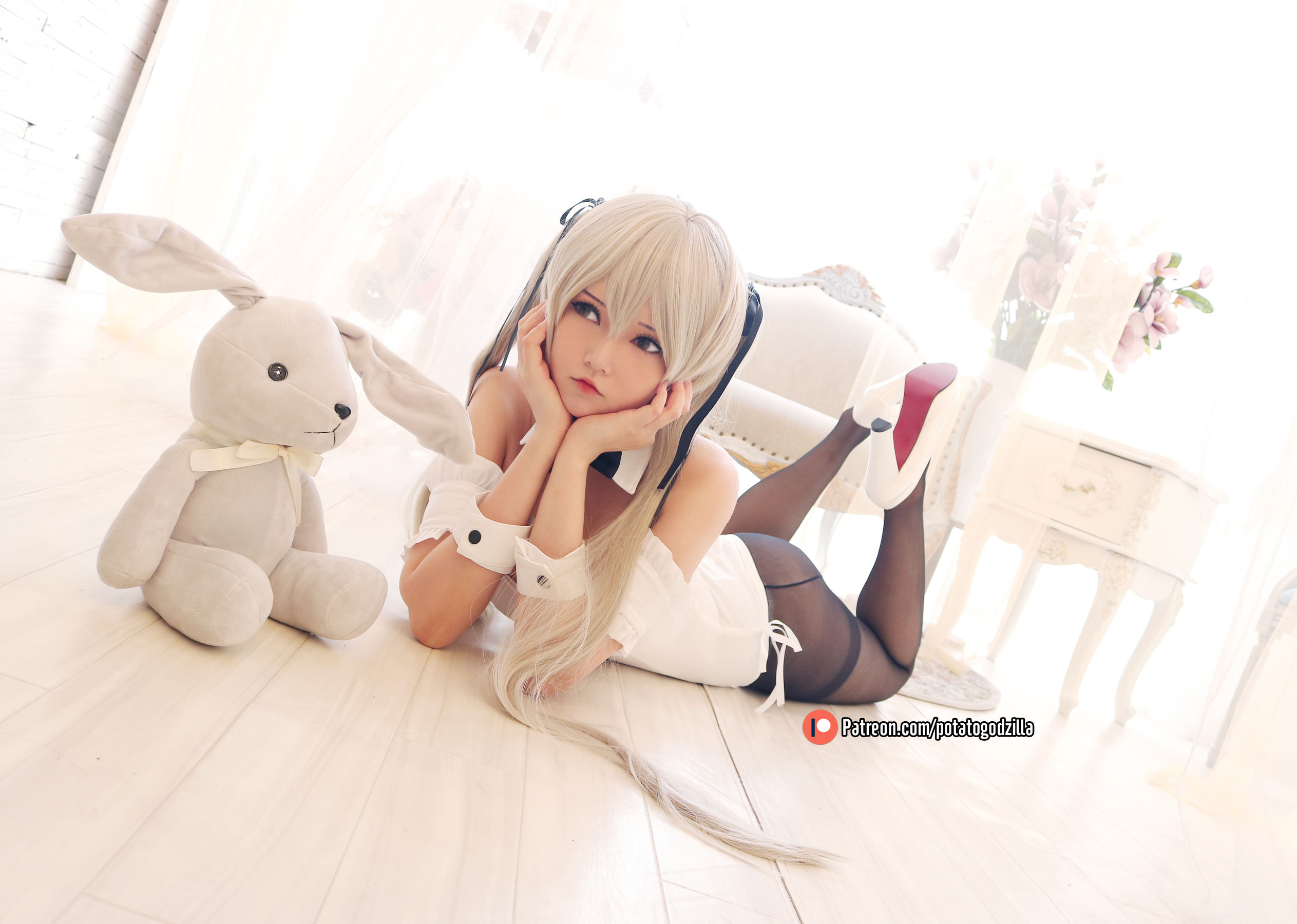 [COS福利] Coser小姐姐Potato Godzilla - Sora Kasugano Bunny Suit