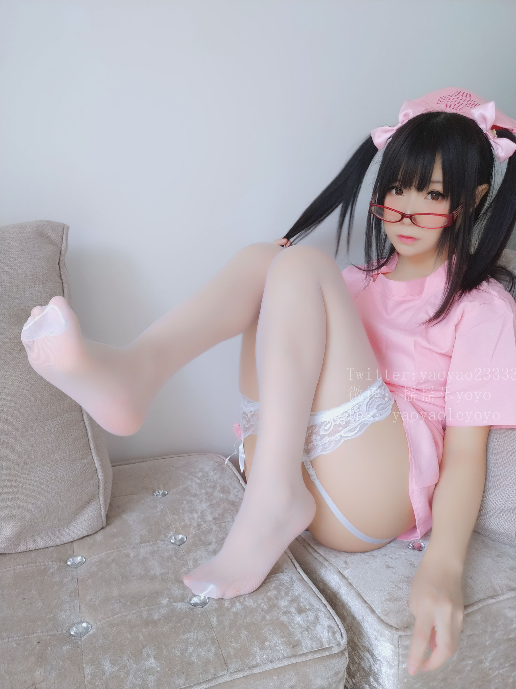 萌妹子Coser摇摇乐yoyo 可爱粉色护士