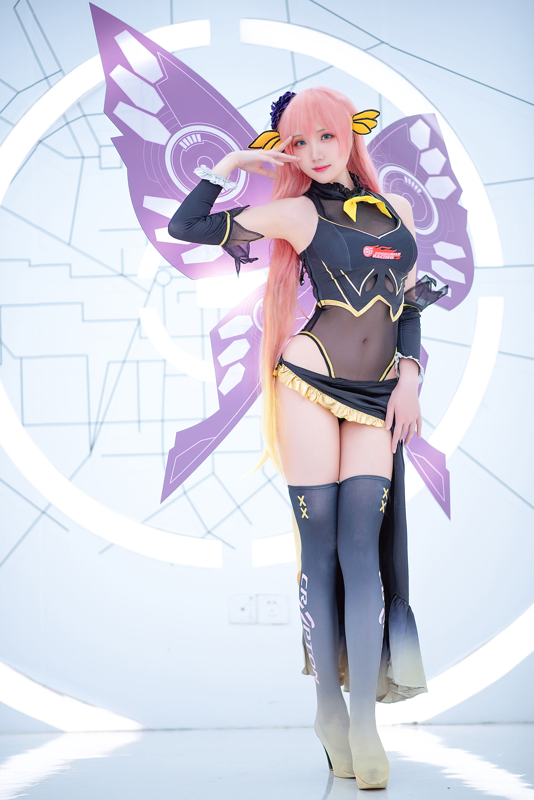 [Cosplay] Coser瓜希酱福利 - LUKA 赛车