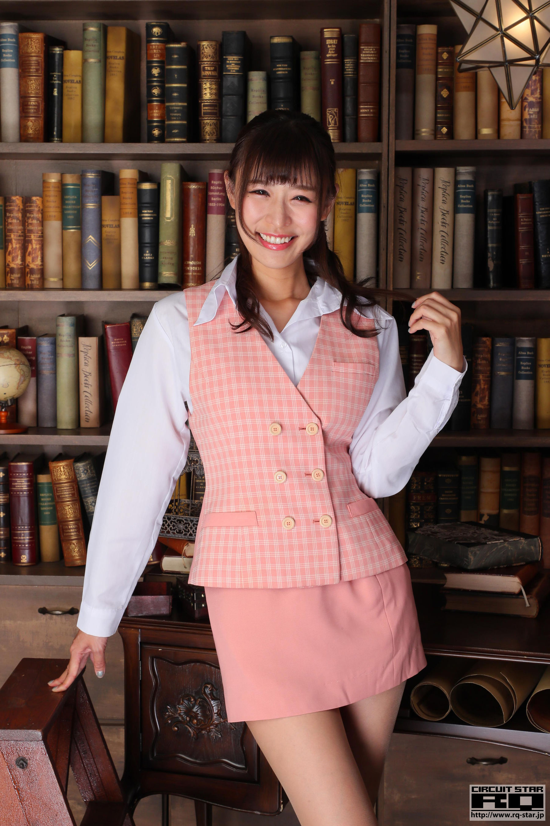 [RQ-STAR] Aya Miyazaki 宮崎彩 Office Lady