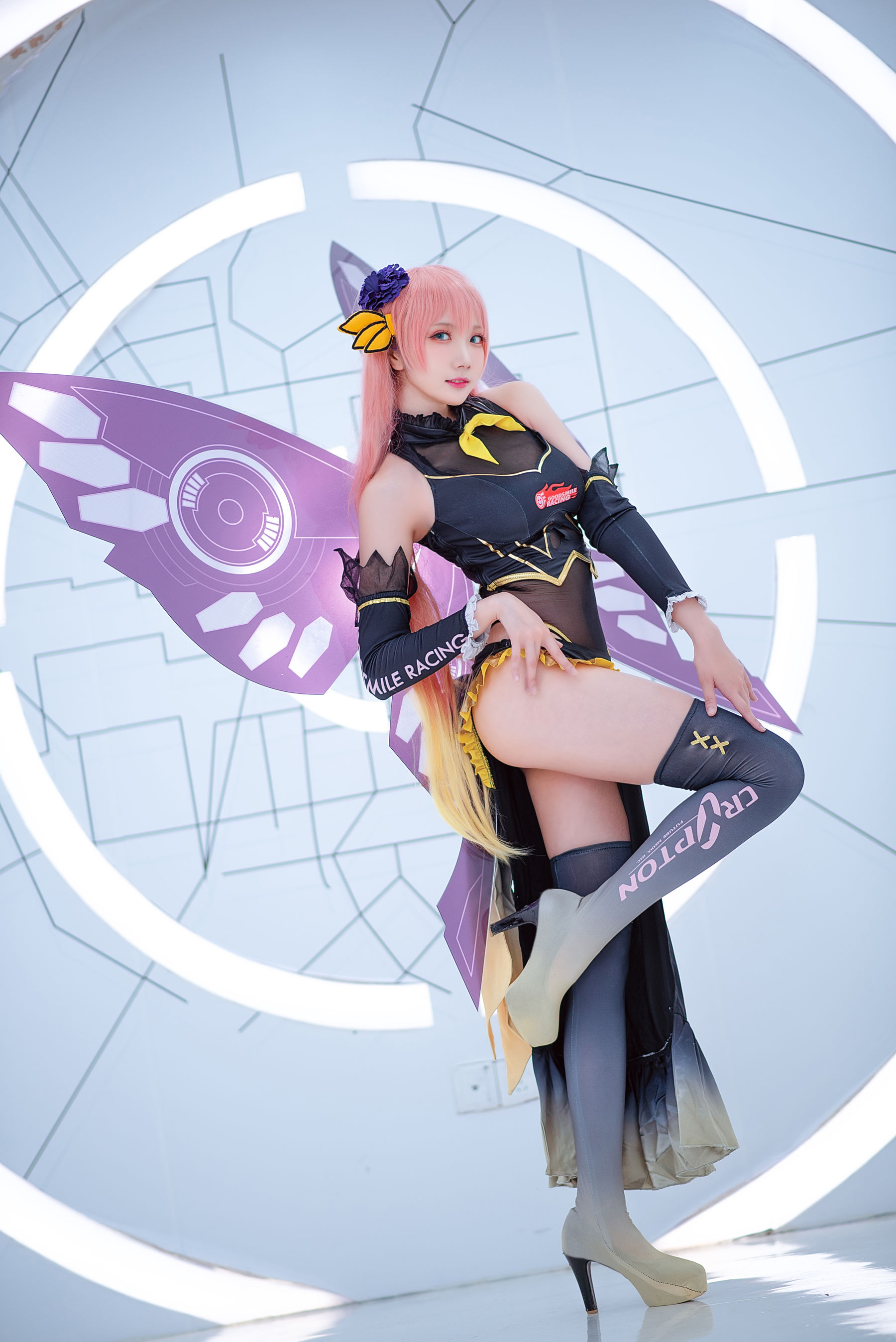 [Cosplay] Coser瓜希酱福利 - LUKA 赛车