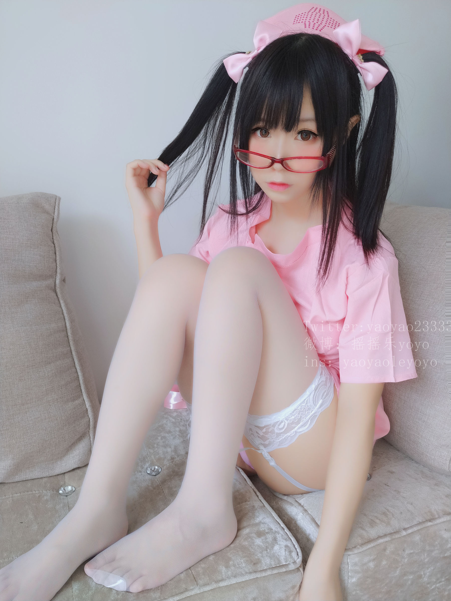 萌妹子Coser摇摇乐yoyo 可爱粉色护士