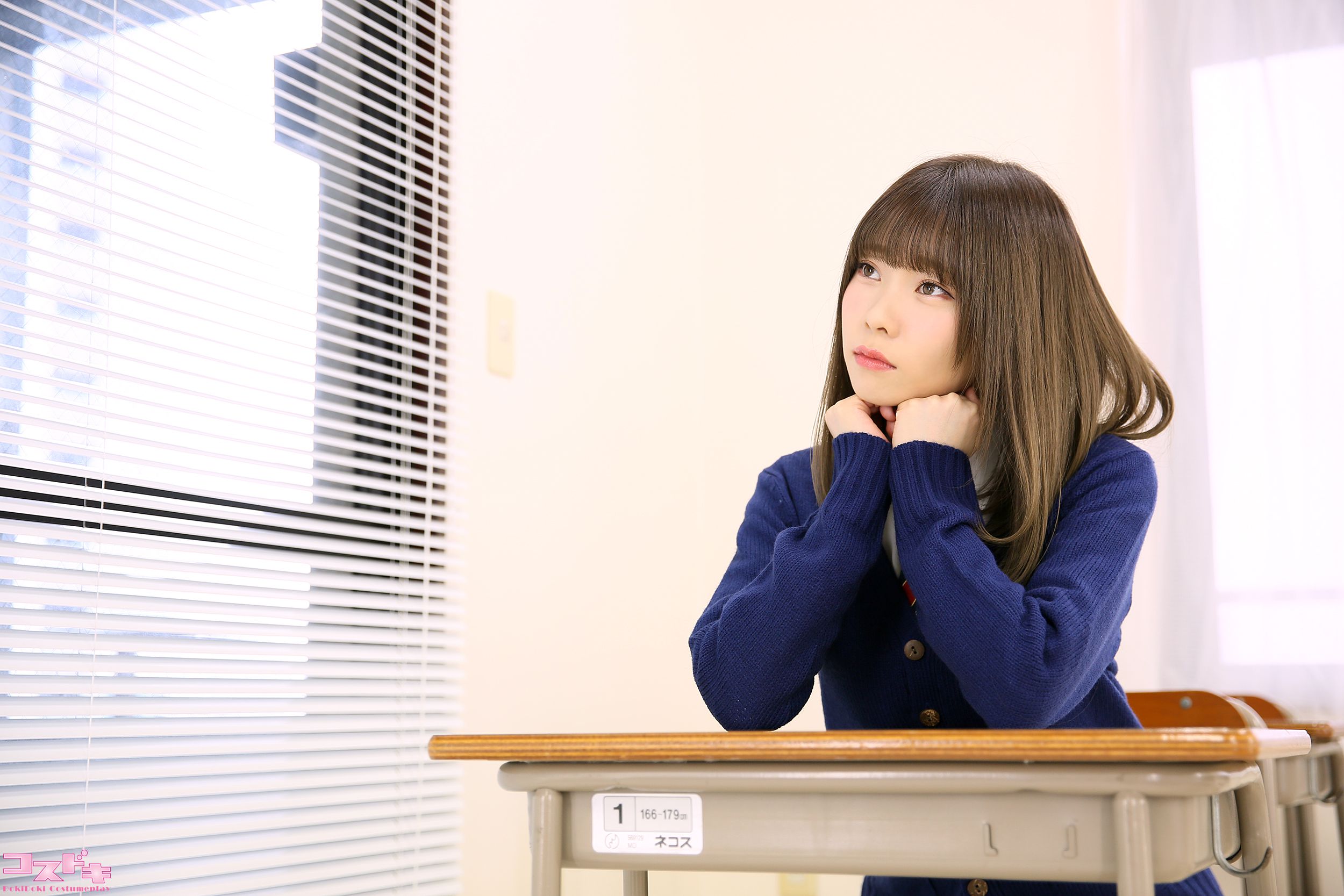 [Cosdoki] Arisa Takanashi 高梨有紗 takanashiarisa_pic_seifukucardigan1