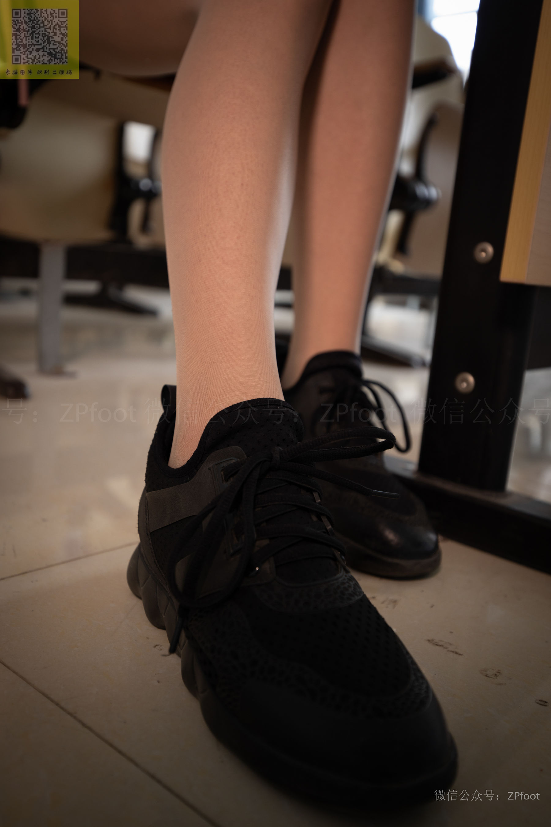 [山茶摄影LSS] NO.147  肉丝运动鞋