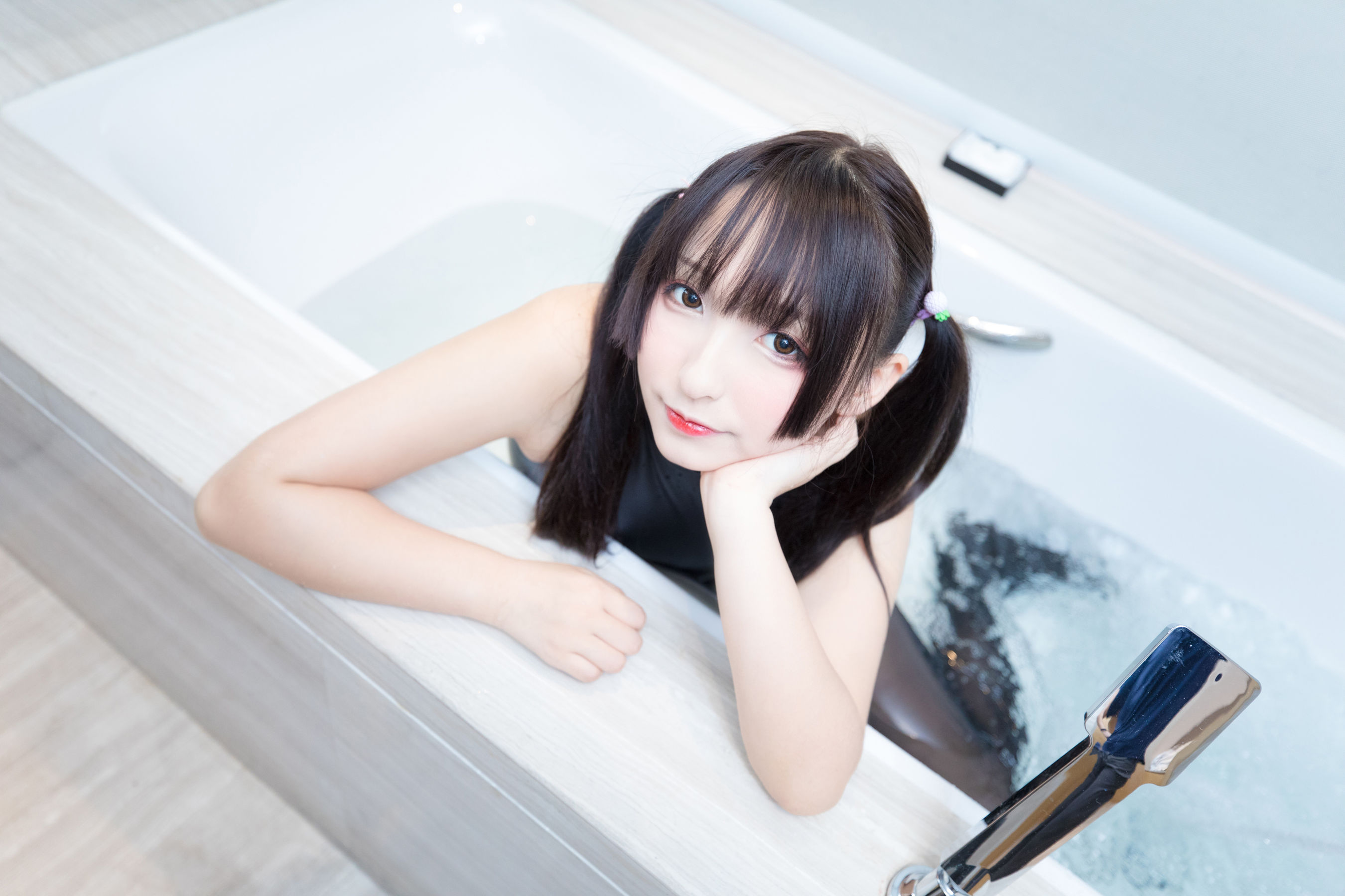 萝莉神楽板真冬 水の形