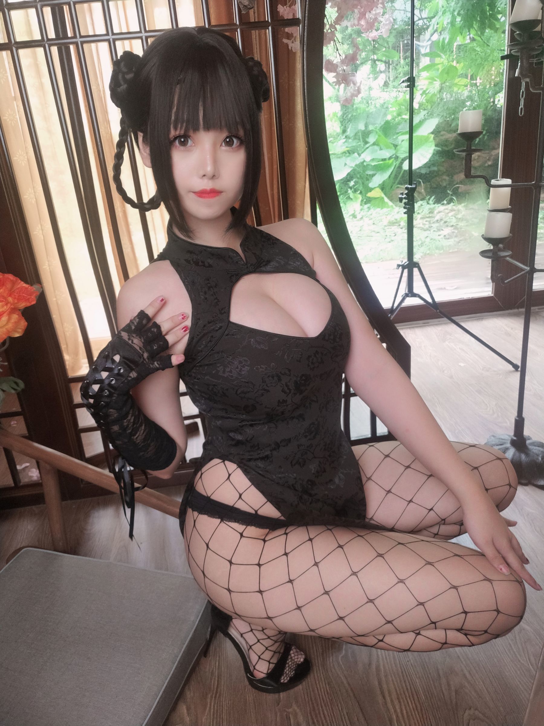 [网红COSER] 萌系小姐姐蜜汁猫裘 - 皮衣舞娘