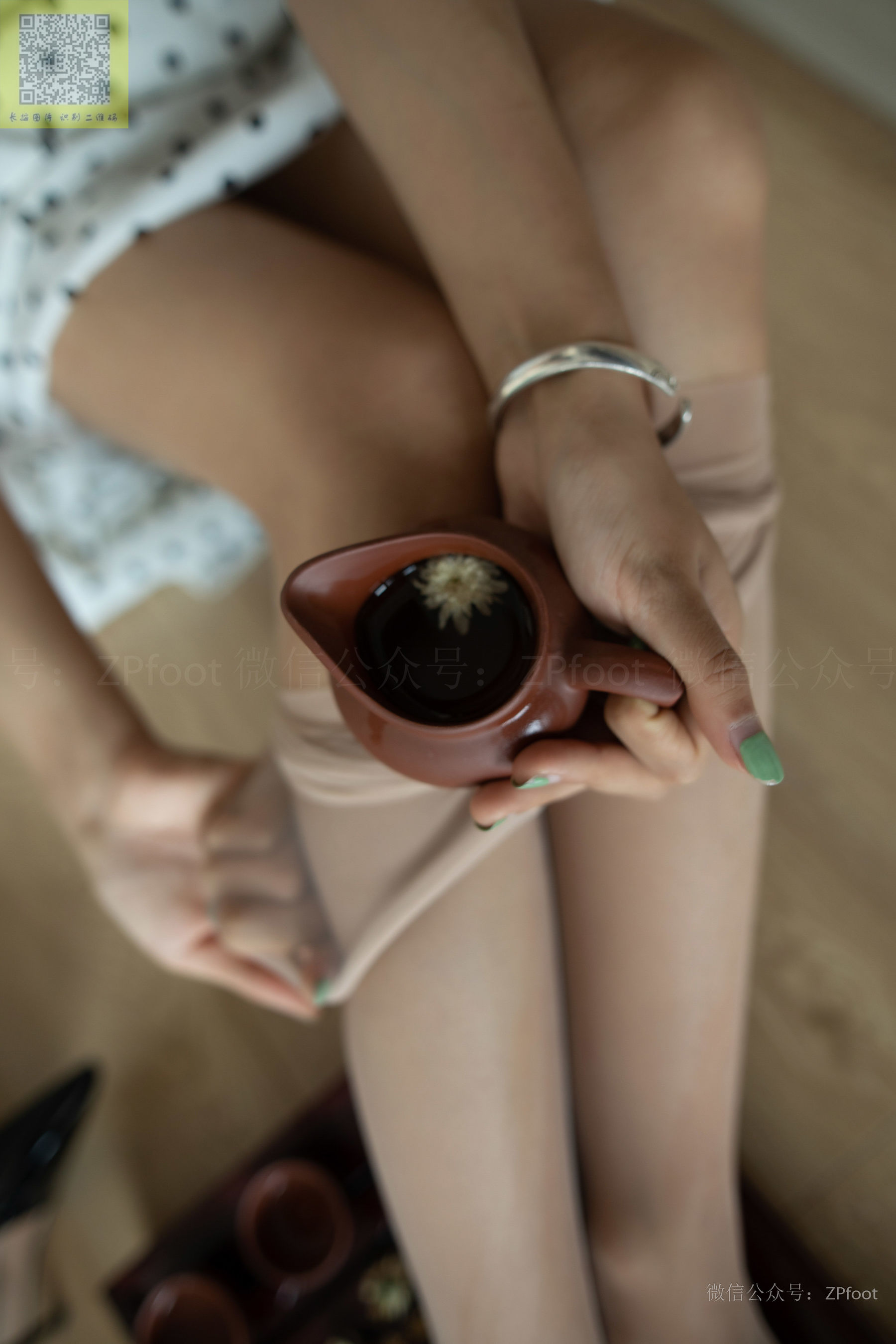 [山茶摄影LSS] NO.126  丝袜泡茶