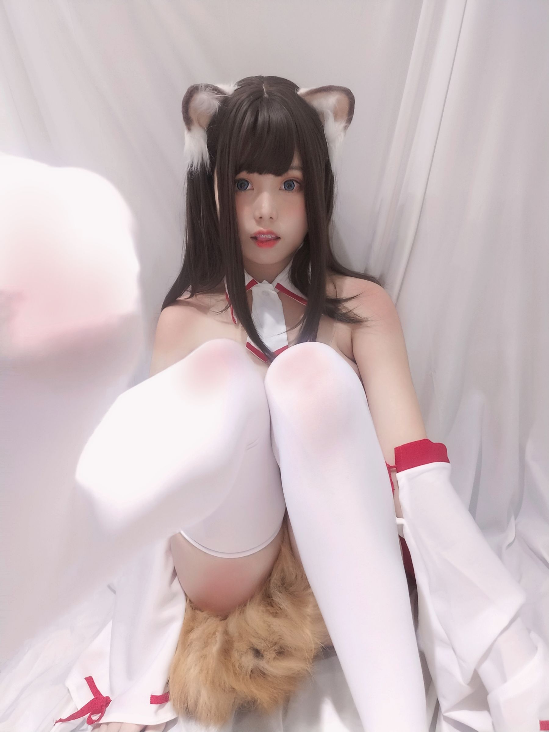 [Cosplay写真] 萌系小姐姐蜜汁猫裘 - 巫女小狐狸