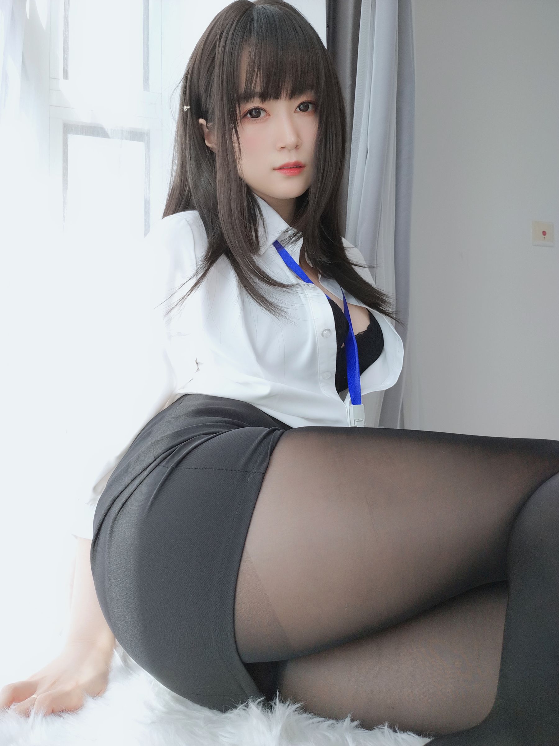 [Cosplay] Coser小姐姐白银 - 制服