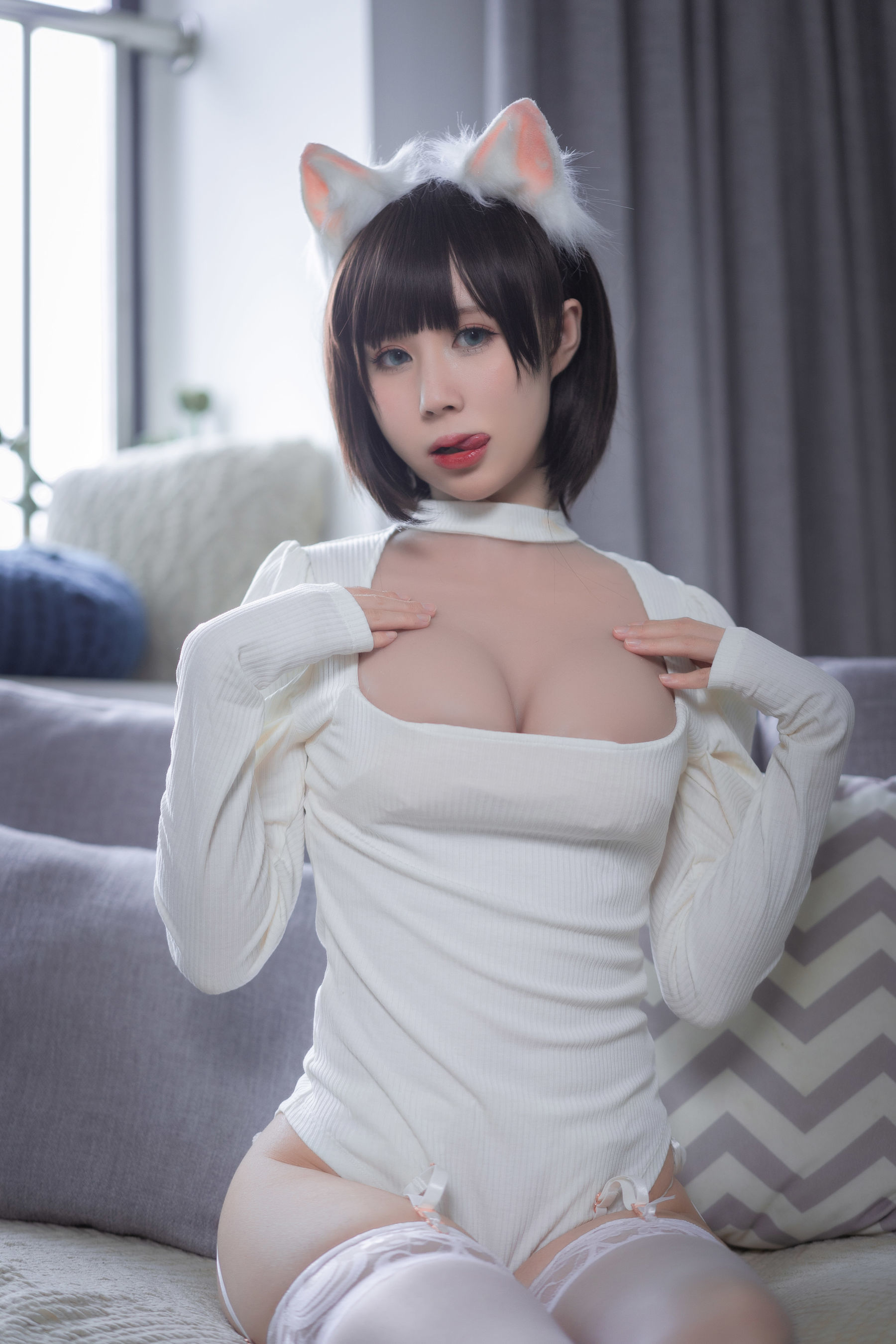 [网红COSER] 西园寺南歌 - 白猫白色连体衣