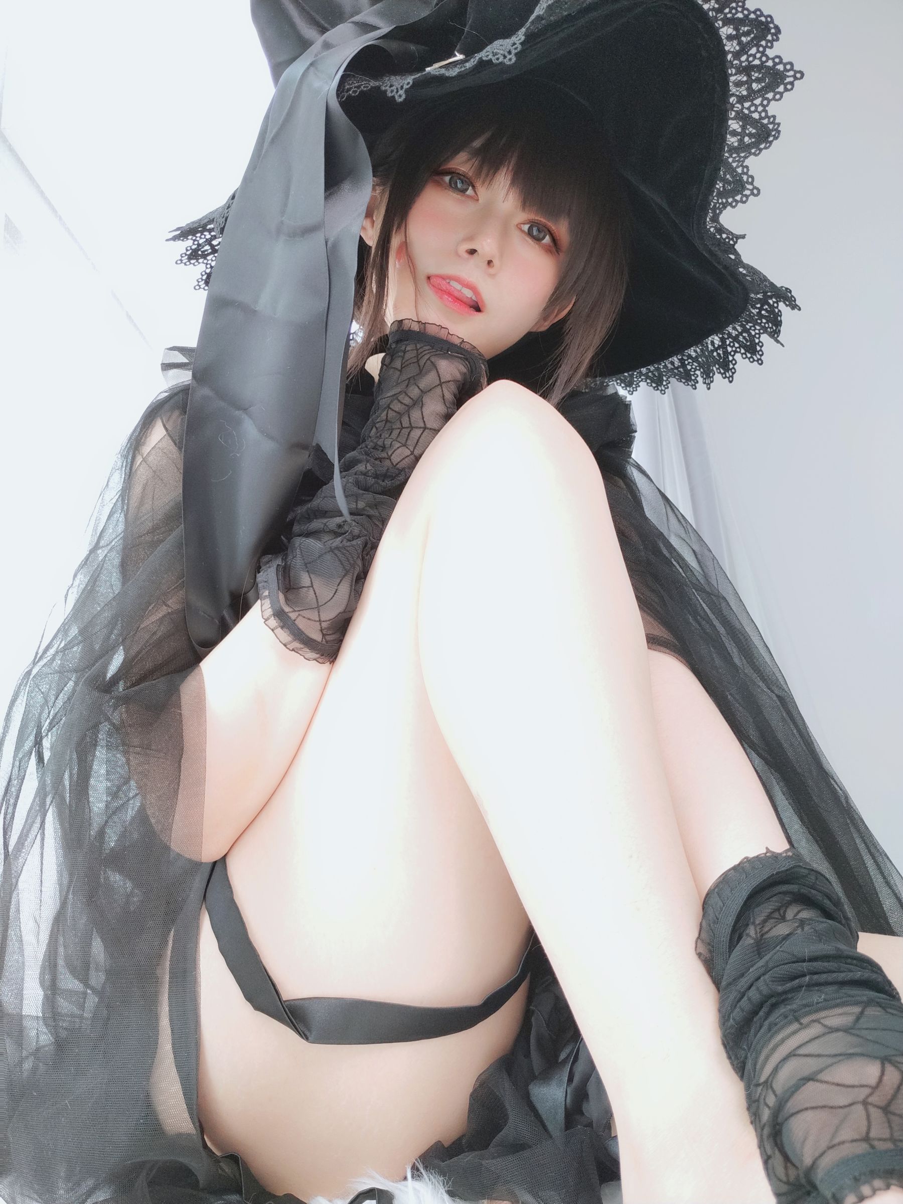 [Cosplay] Coser小姐姐白银 - 见习魔女