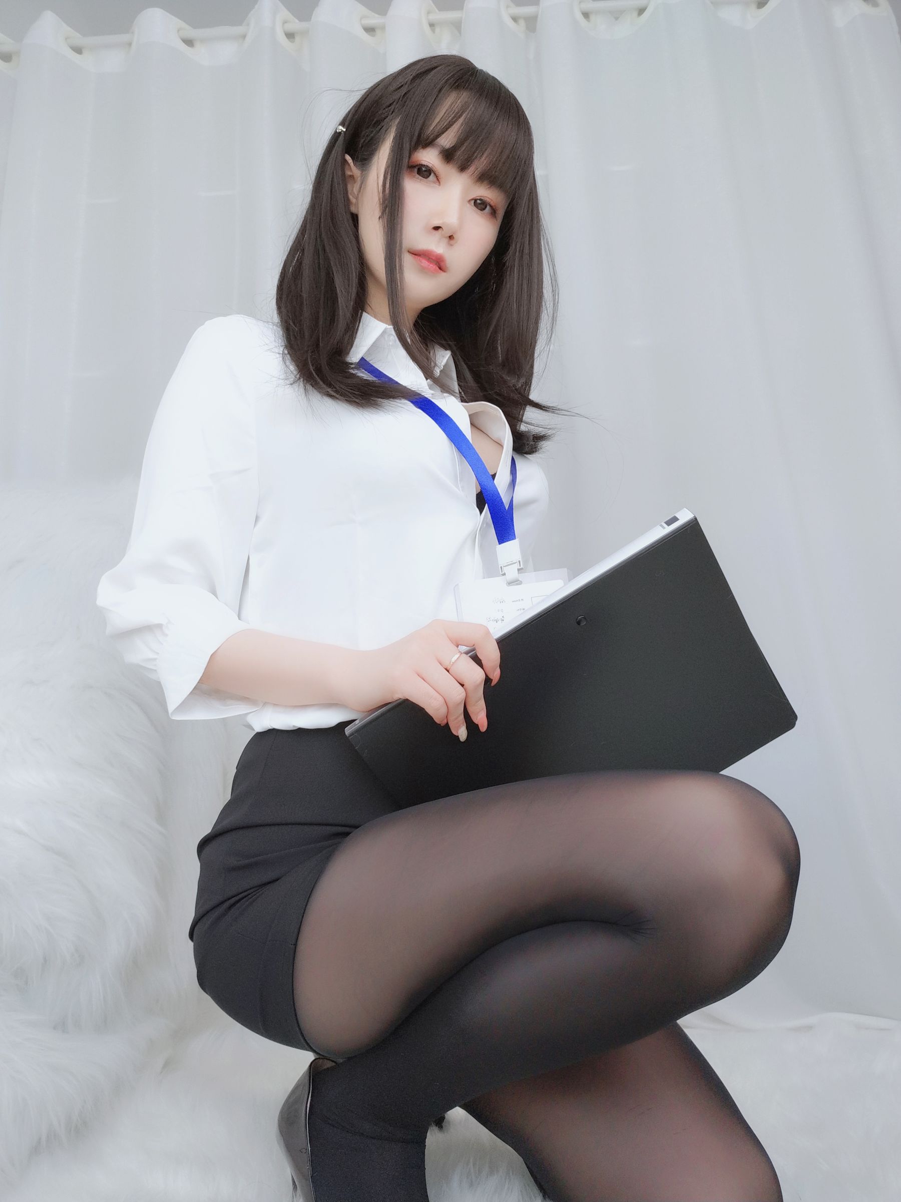 [Cosplay] Coser小姐姐白银 - 制服