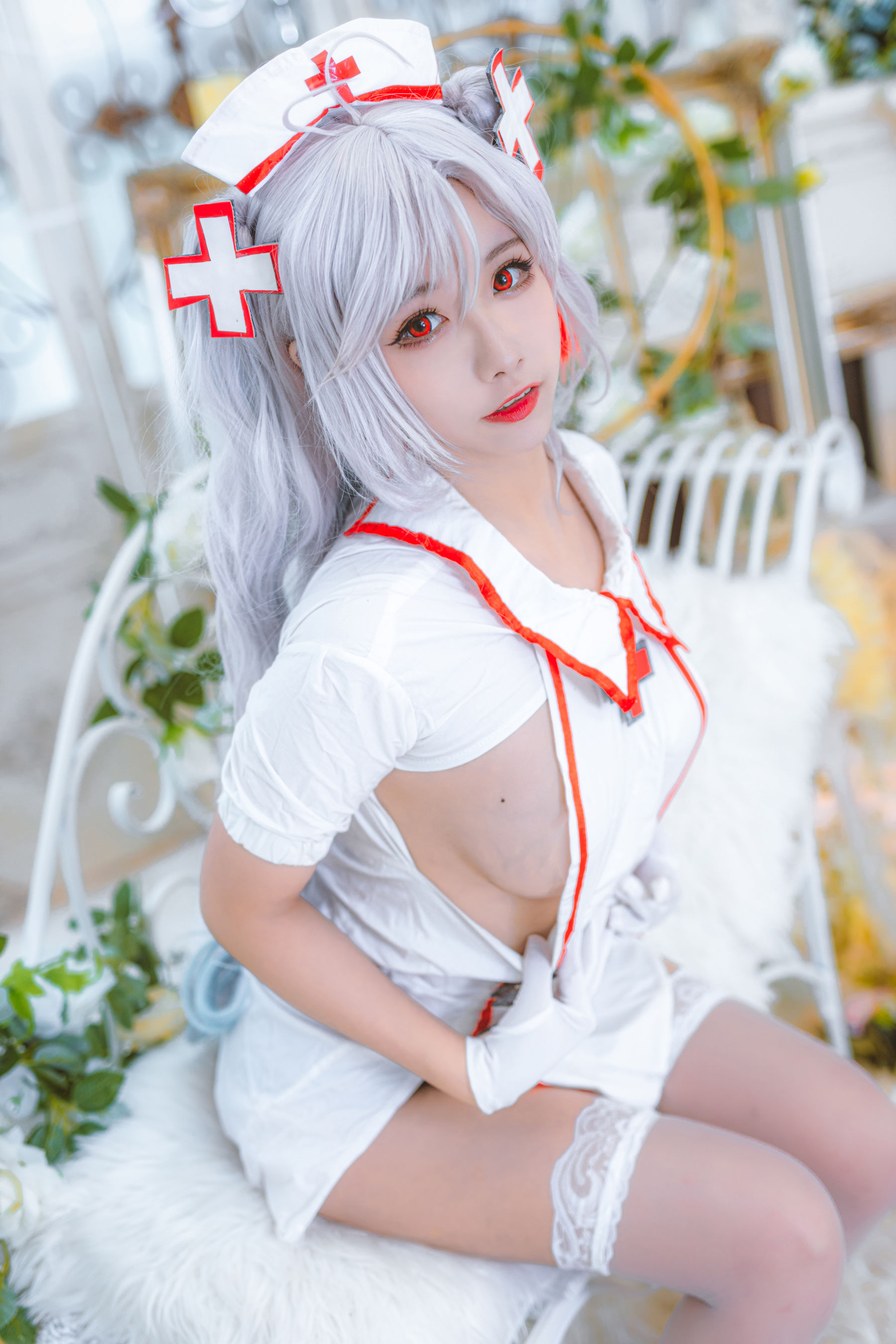 [COS福利] 微博妹子Momoko葵葵 - 欧根之护士