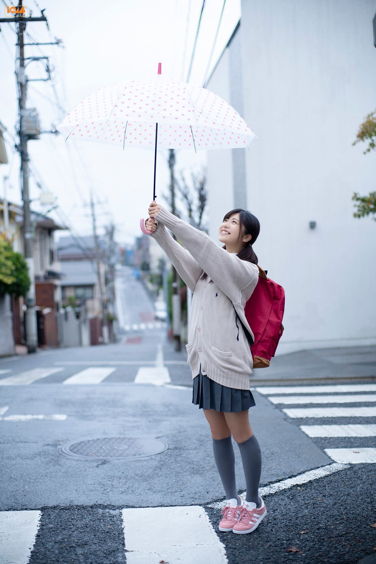 [BOMB.tv] 2020.01 Rio Yoshida 吉田莉桜『雨の土曜日、君に恋した。』