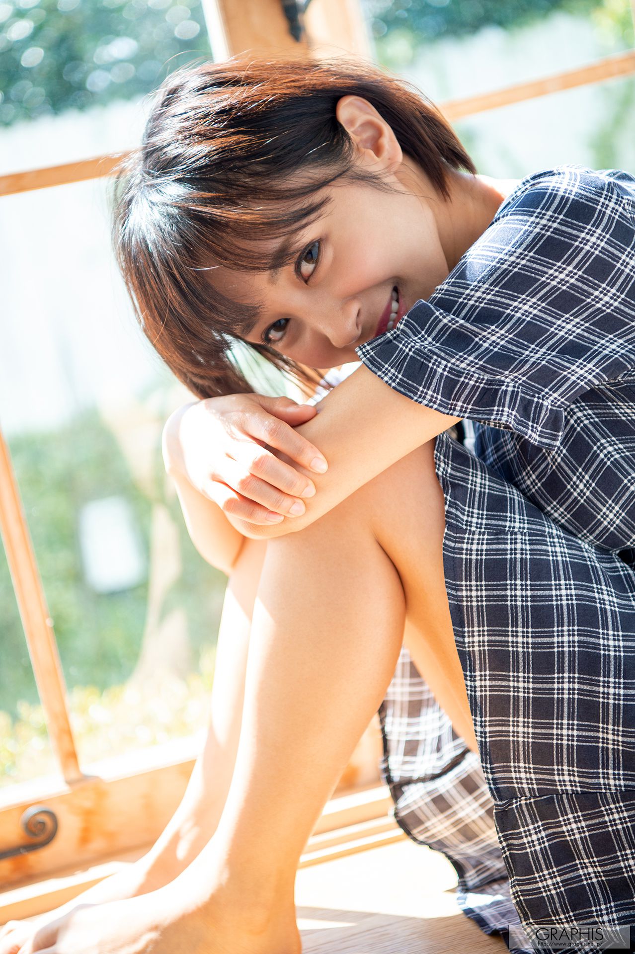[Graphis] First Gravure 初脱ぎ娘 No.164 Rika Aimi 逢見リカ
