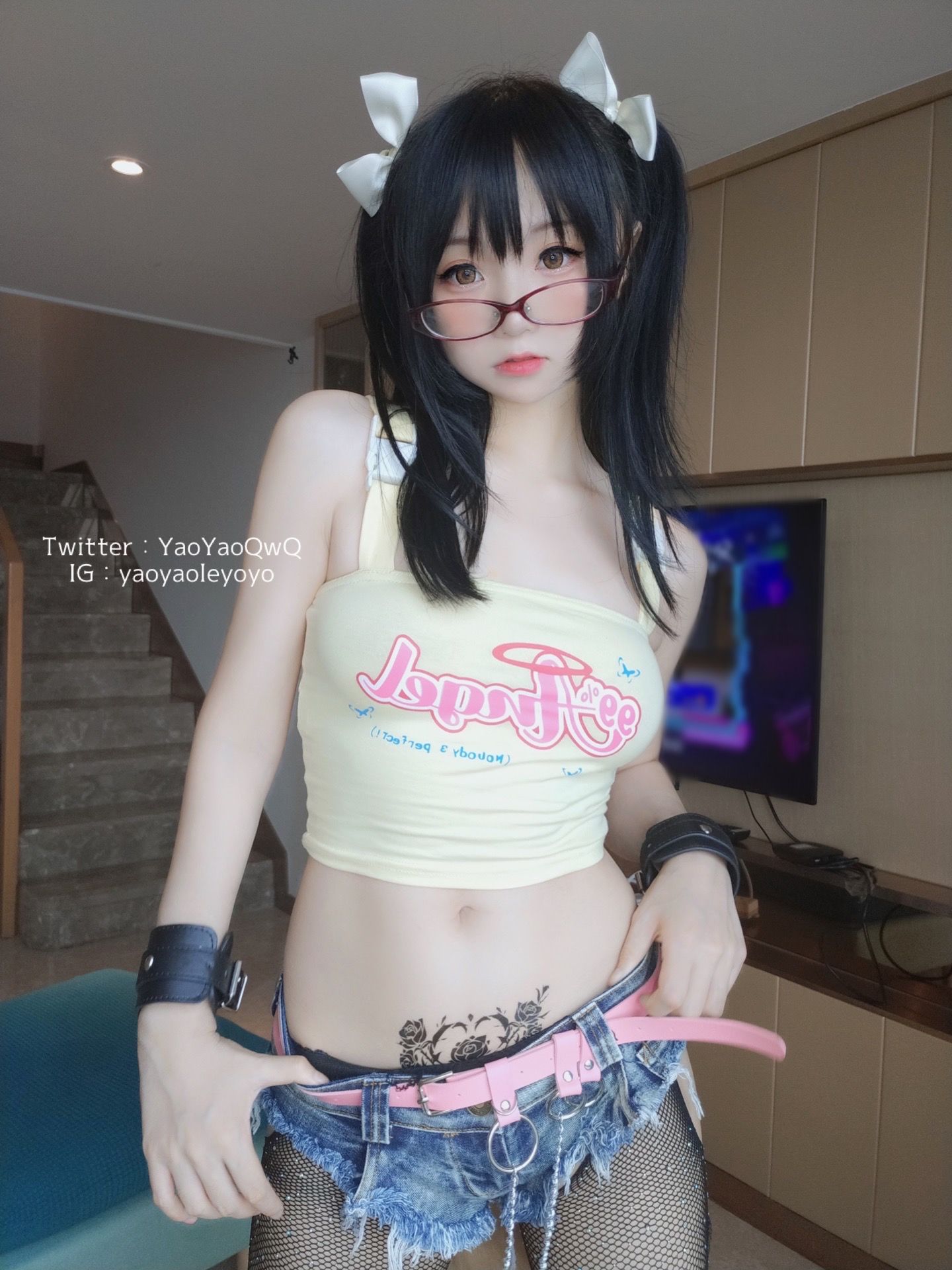 [网红COSER写真] 萌妹子Coser摇摇乐yoyo fantia まず自分撮りを見る…… (2021-8.23)