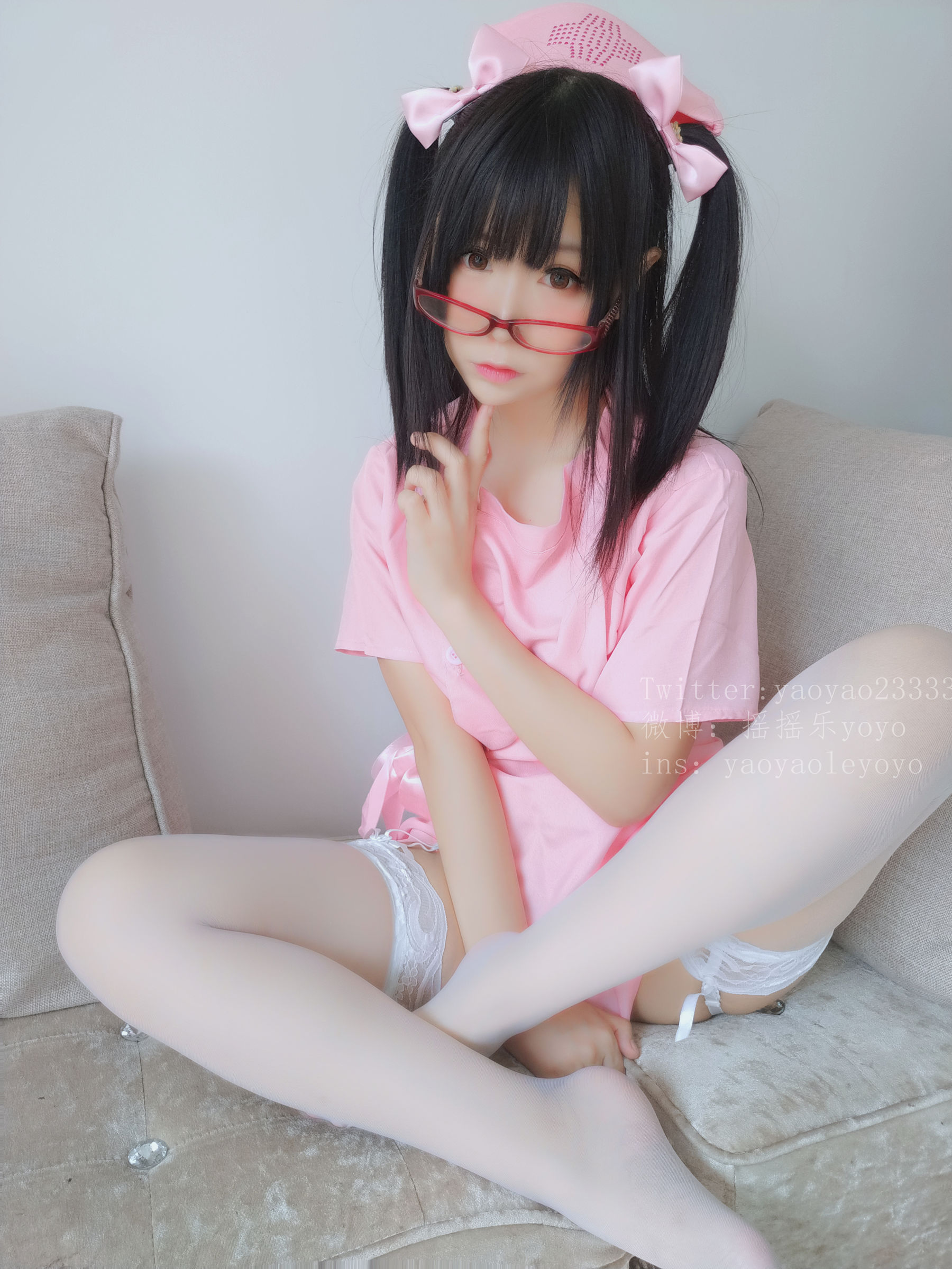萌妹子Coser摇摇乐yoyo 可爱粉色护士