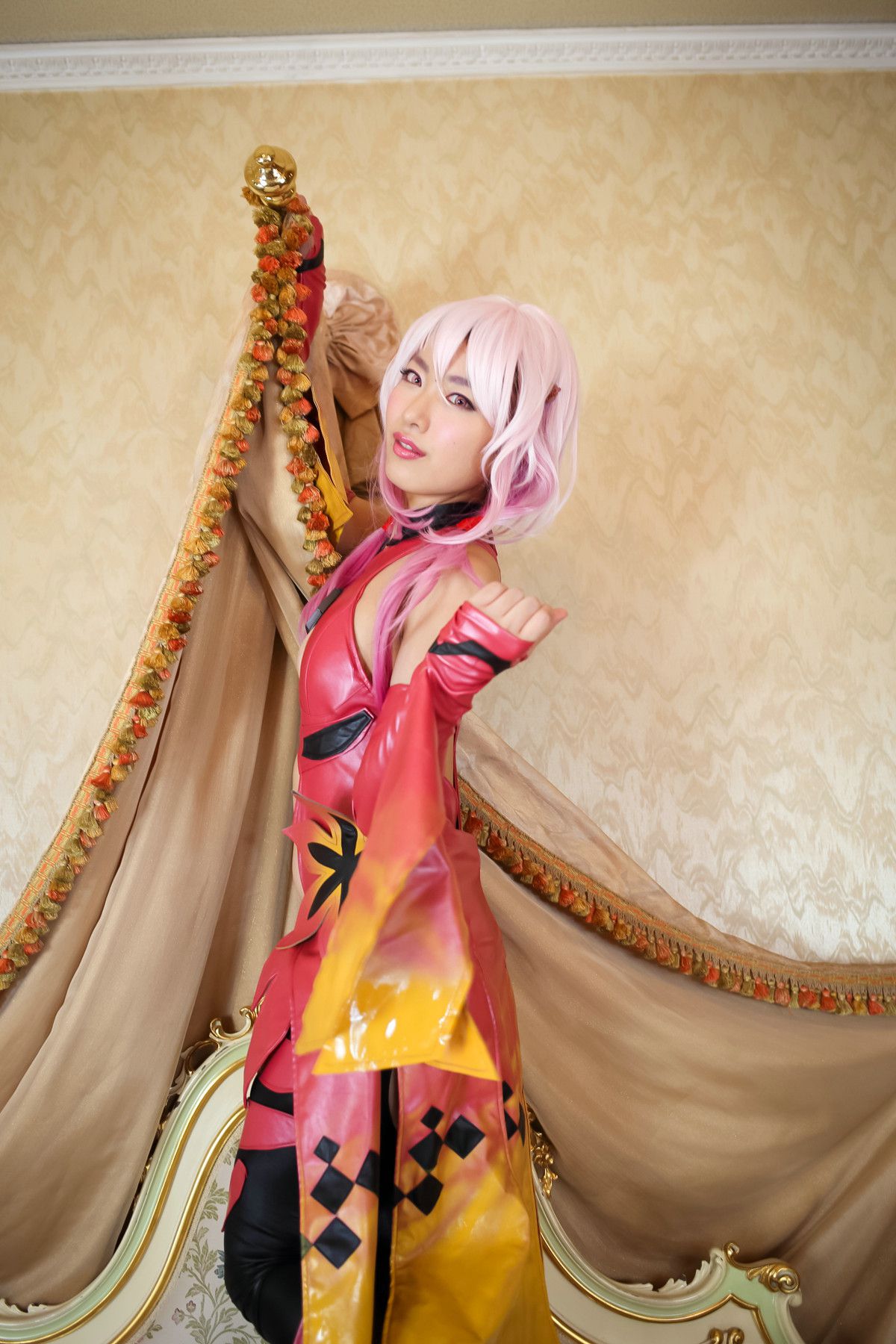 由愛可奈 《Guilty Crown》楪いのり [SEVEN D SISTERS]