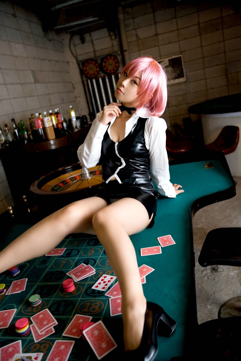 橘みなみ (Tachibana Minami) 《赌场少女》理欧?罗伦斯 3Sets