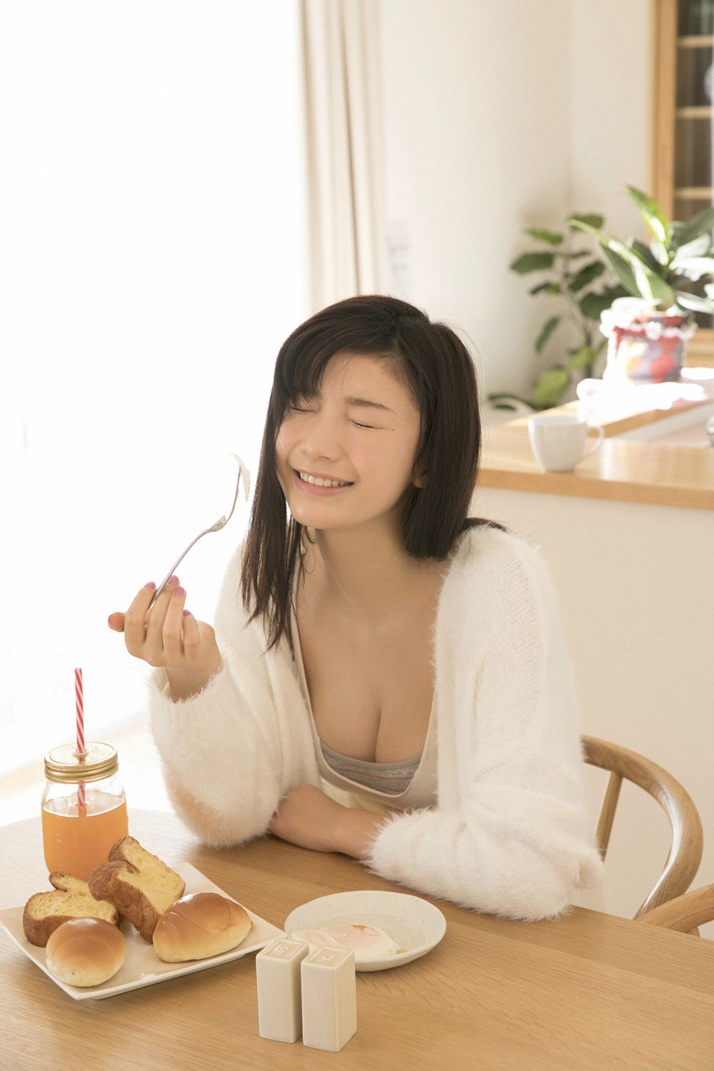 [YS-Web] Vol.811 Yuka Ogura 小倉優香 女神降臨