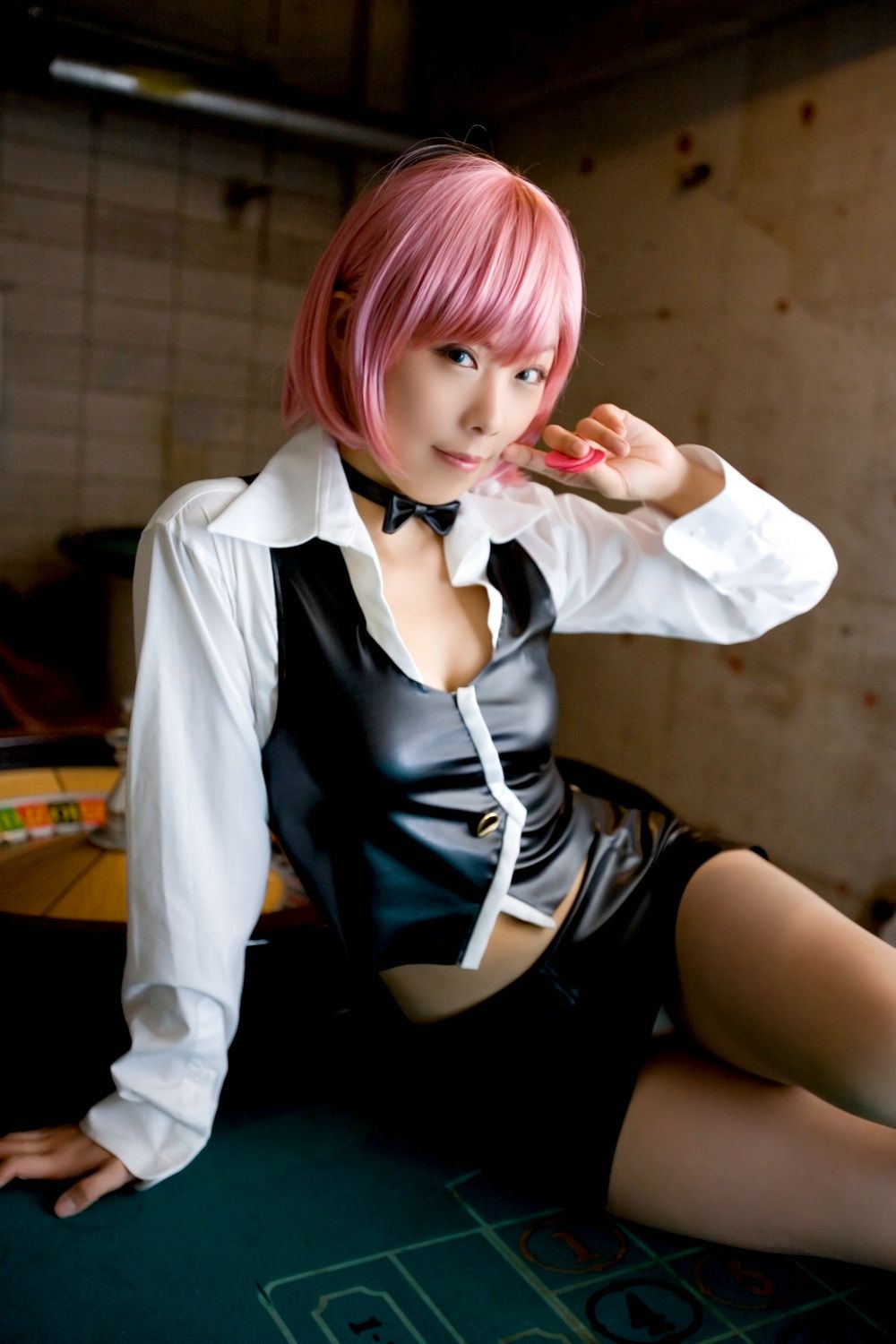 橘みなみ (Tachibana Minami) 《赌场少女》理欧?罗伦斯 3Sets