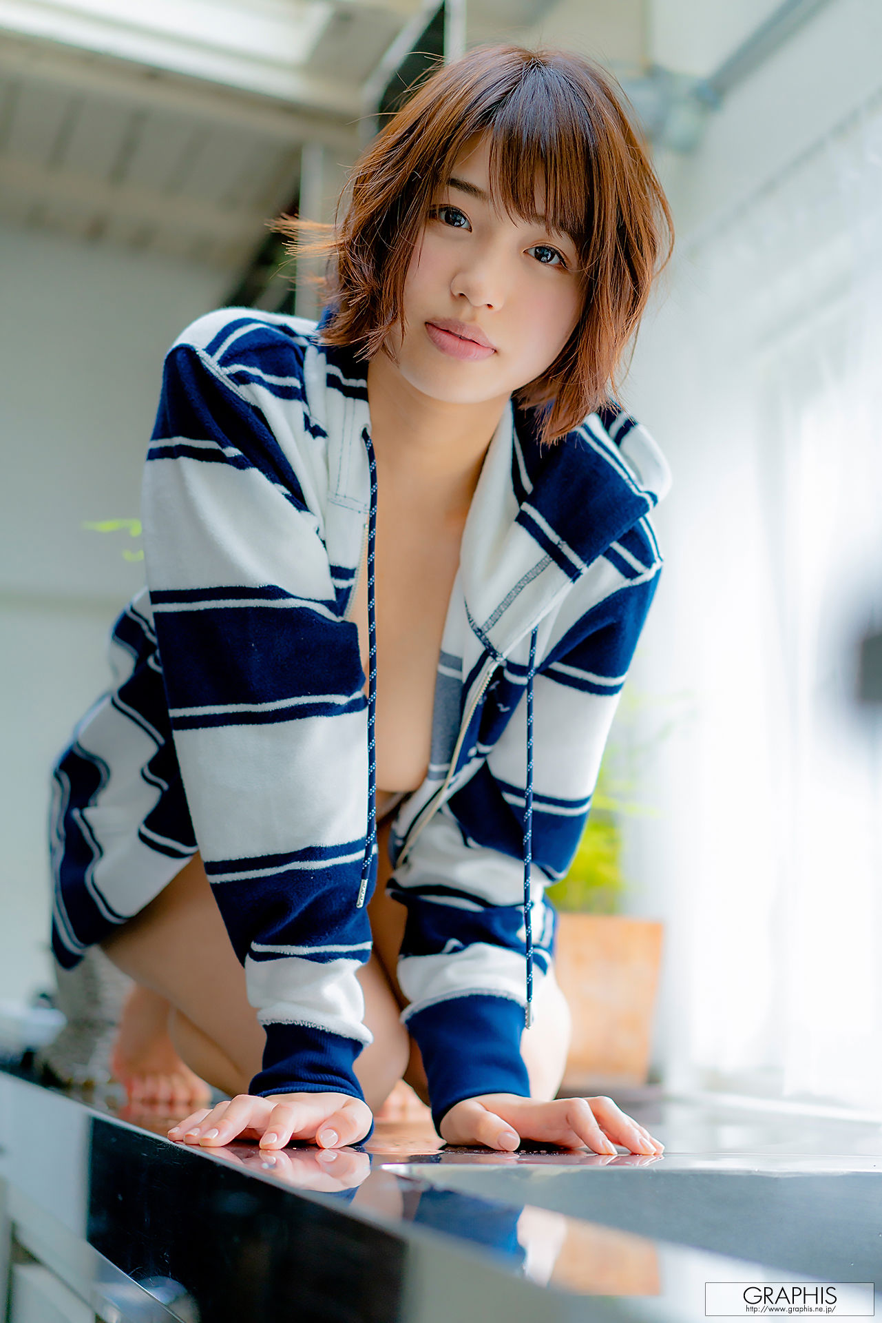 [Graphis] First Gravure 初脱ぎ娘 Mahiro Tadai 唯井まひろ