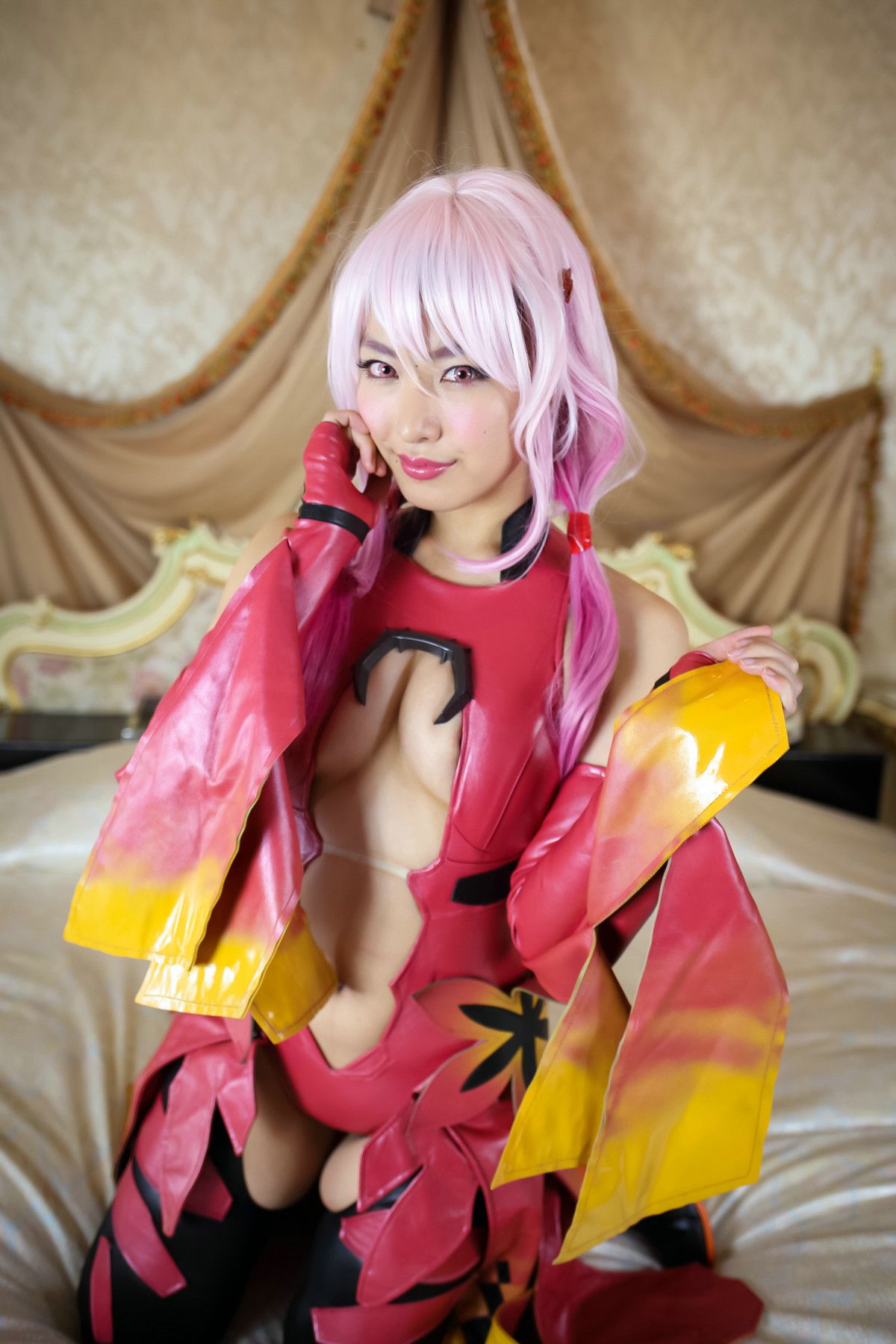 由愛可奈 《Guilty Crown》楪いのり [SEVEN D SISTERS]