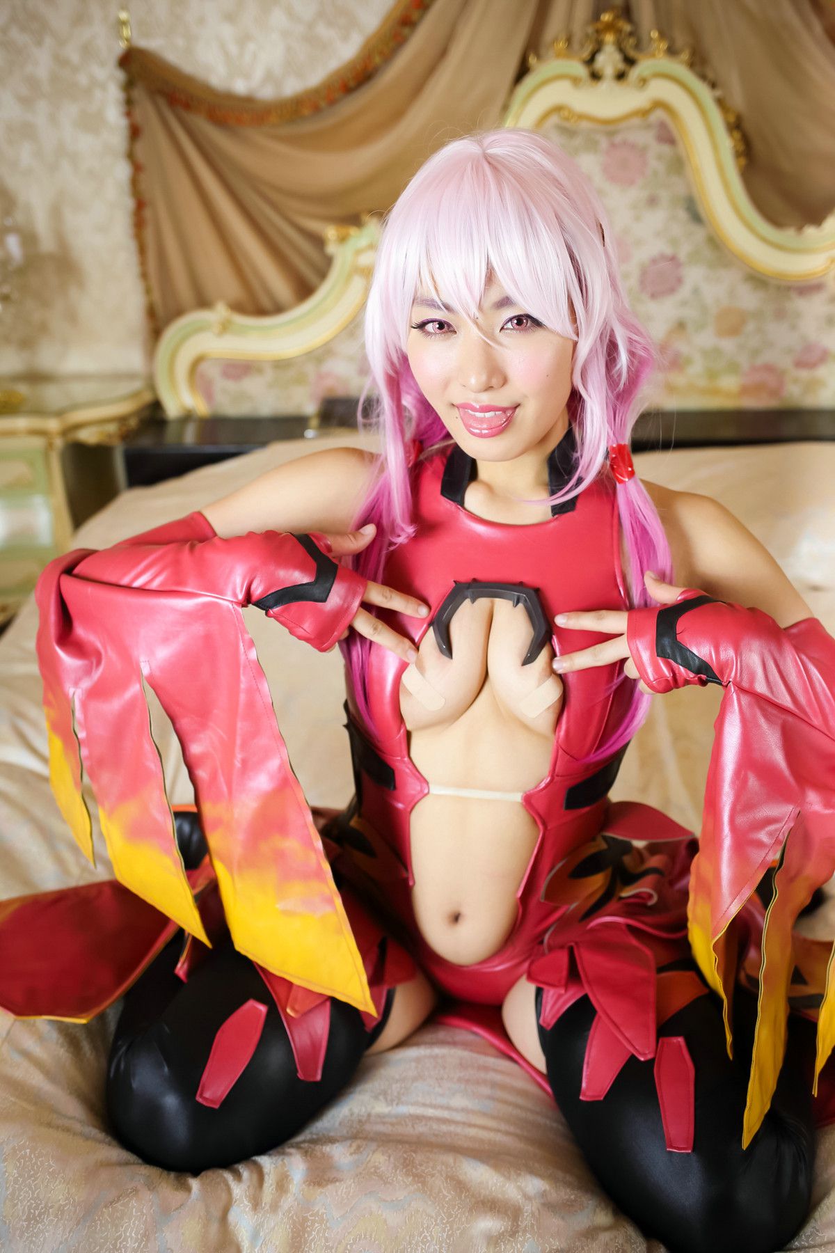 由愛可奈 《Guilty Crown》楪いのり [SEVEN D SISTERS]