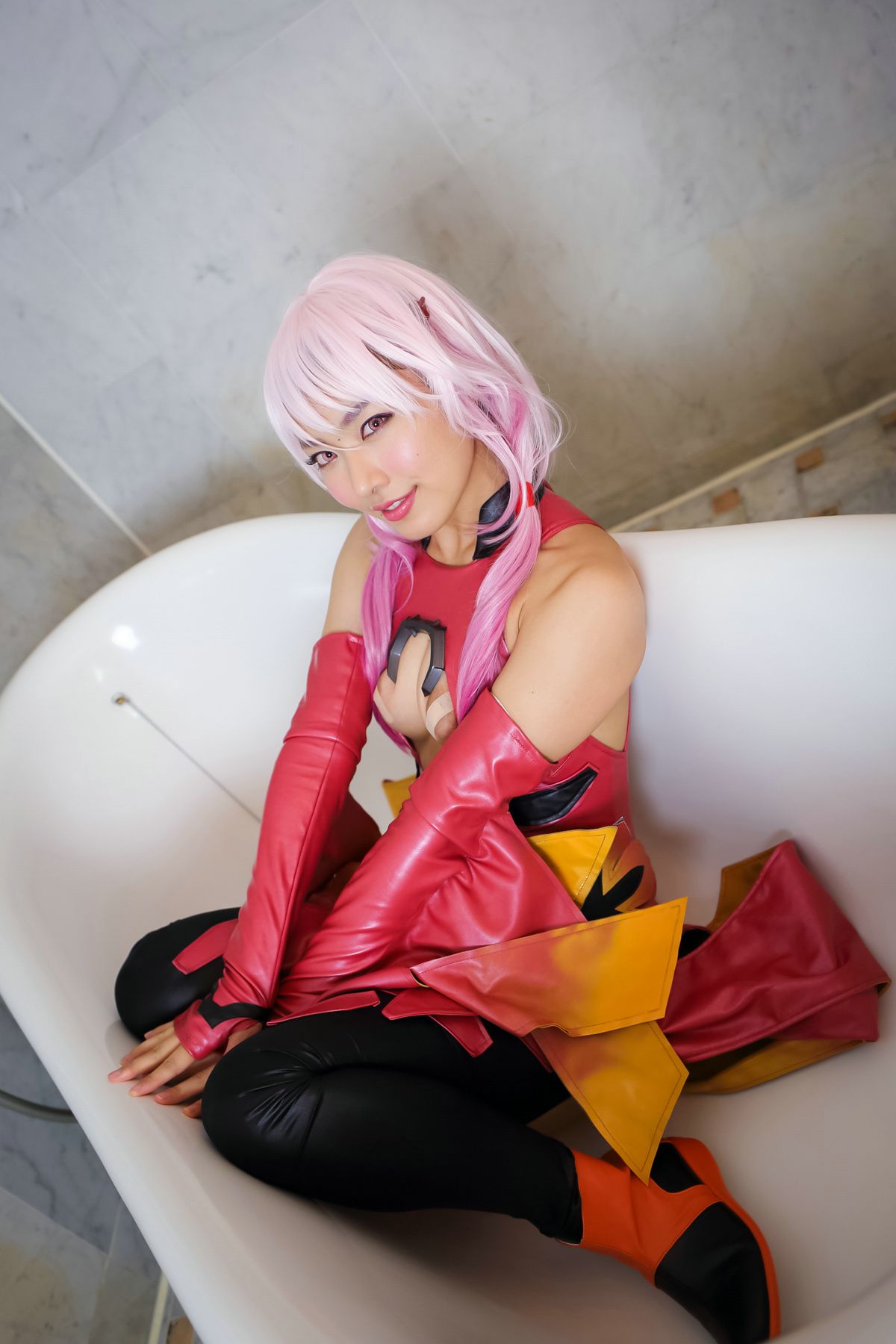 由愛可奈 《Guilty Crown》楪いのり [SEVEN D SISTERS]