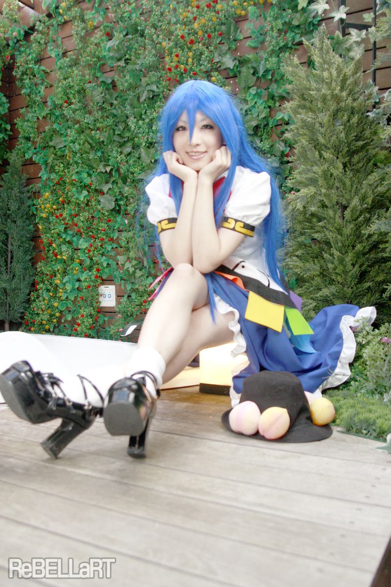 あらい夜魅(Arai Yami)《東方Project》比那名居天子 Hinanawi Tenshi