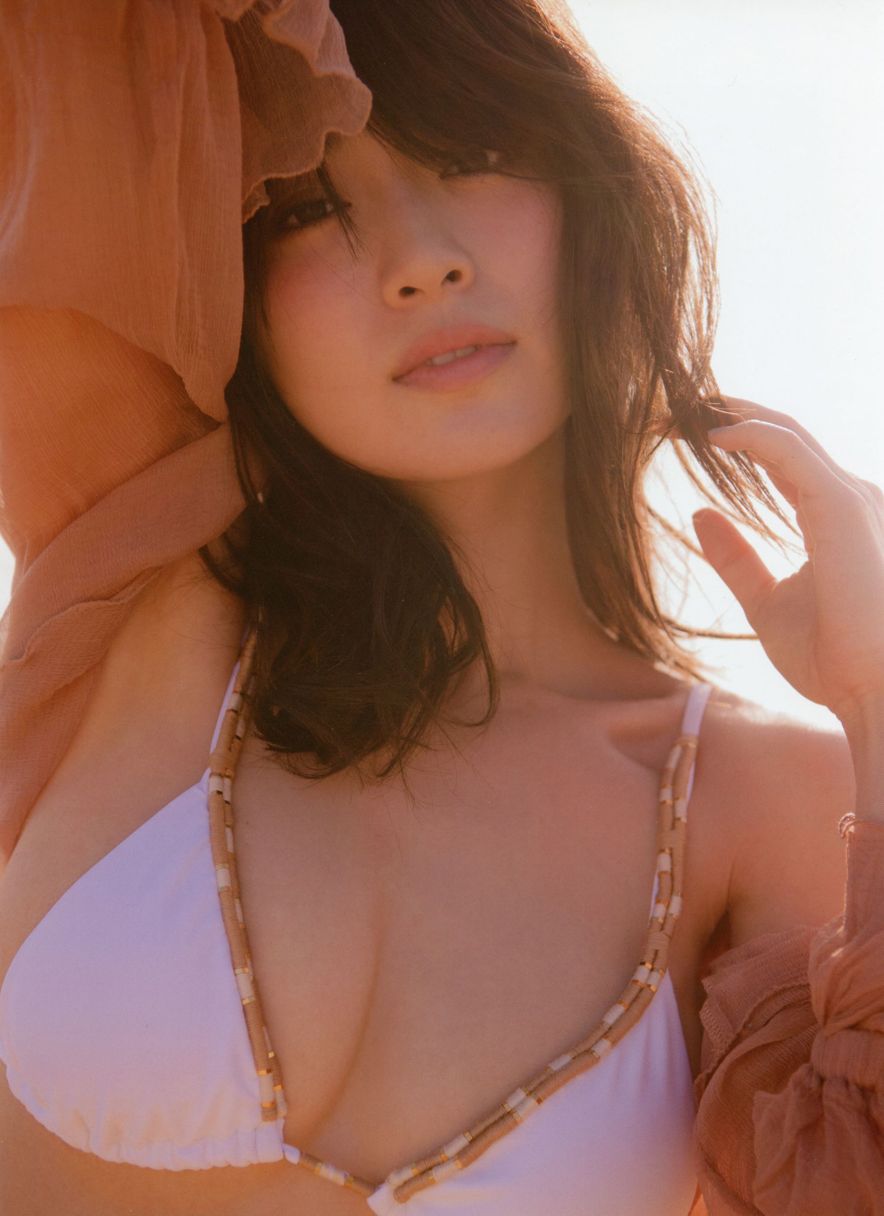 Rika Izumi 泉里香 1st Photobook「Rika!」