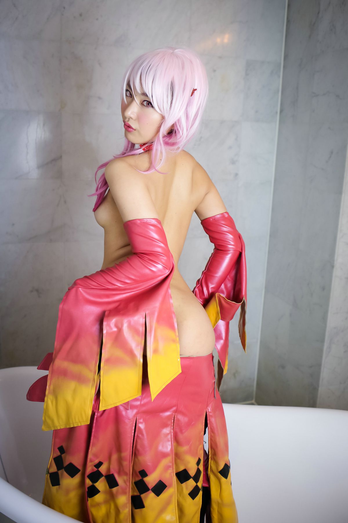 由愛可奈 《Guilty Crown》楪いのり [SEVEN D SISTERS]