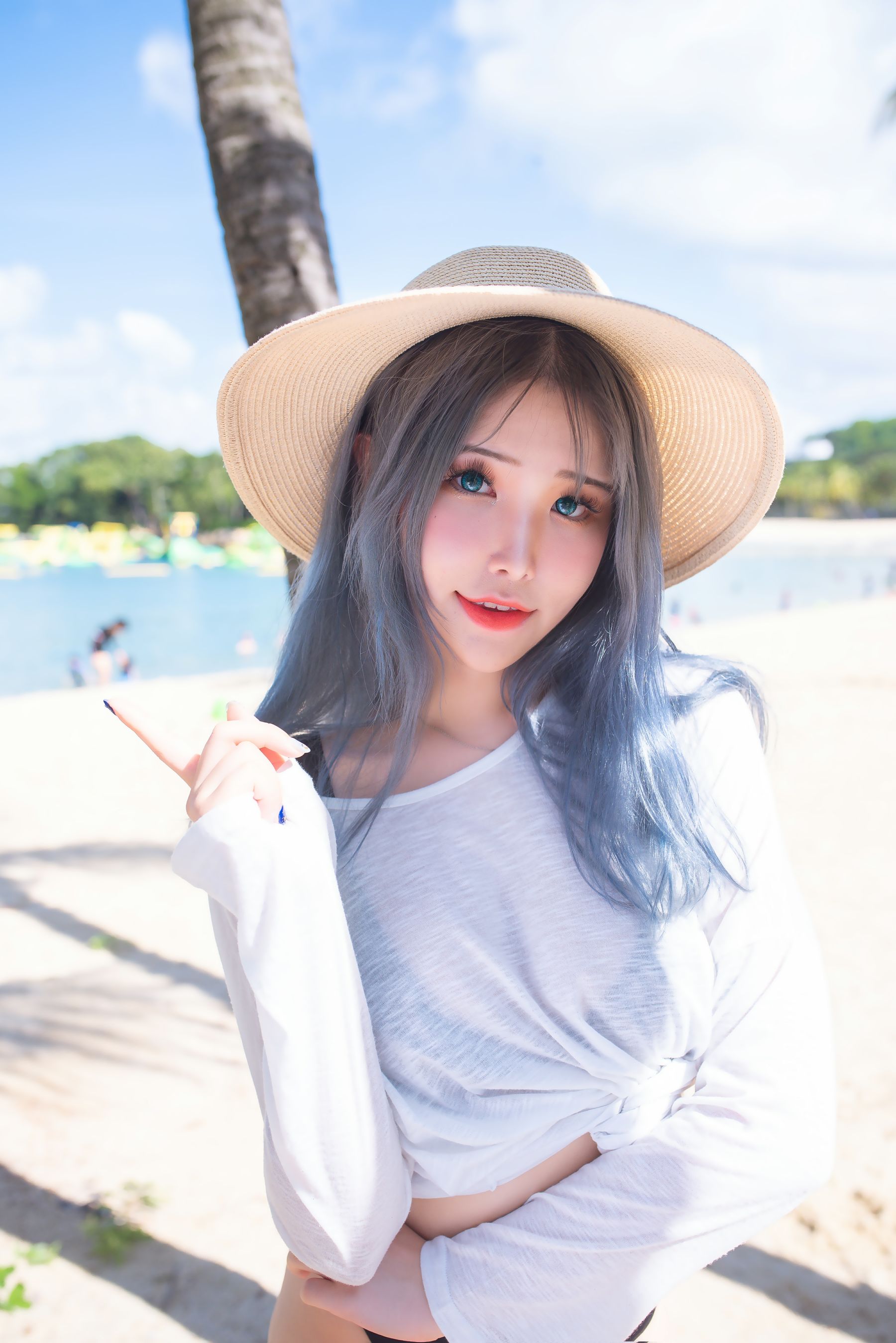 [网红COSER写真] 花リリ(Plant Lily) - Beach lily