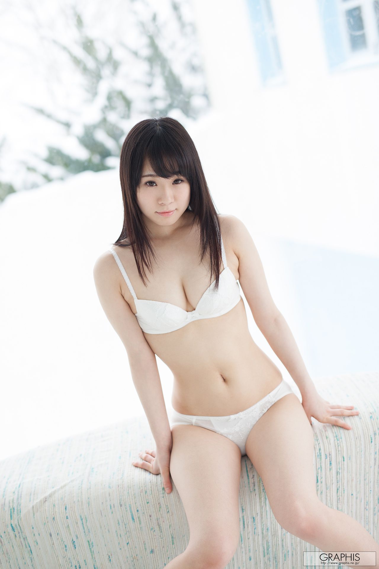 Yuzu Kitagawa 北川ゆず/北川柚子 [Graphis] First Gravure 初脫ぎ娘 