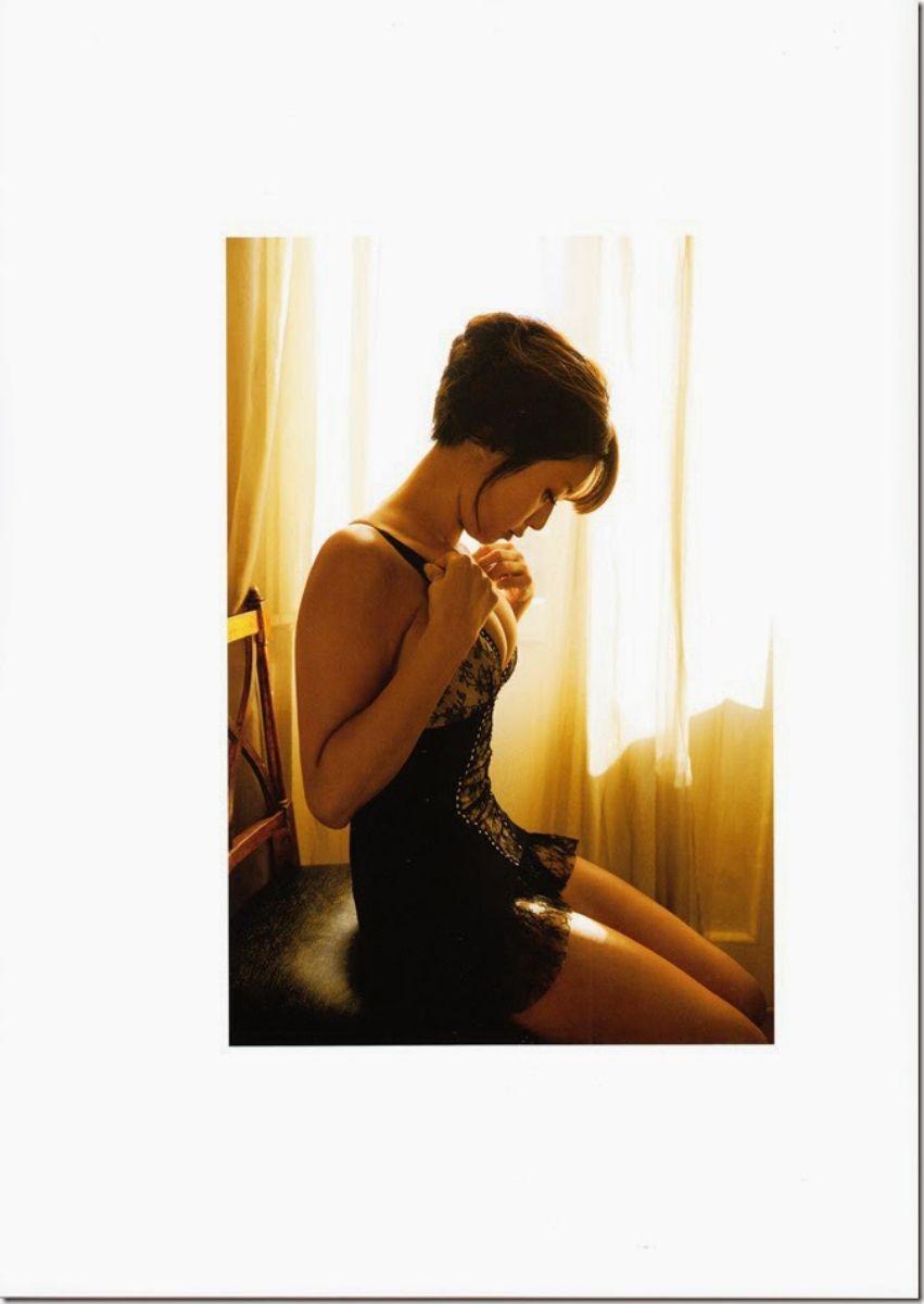 深田恭子 《(un)touch》 [Photo Book] 