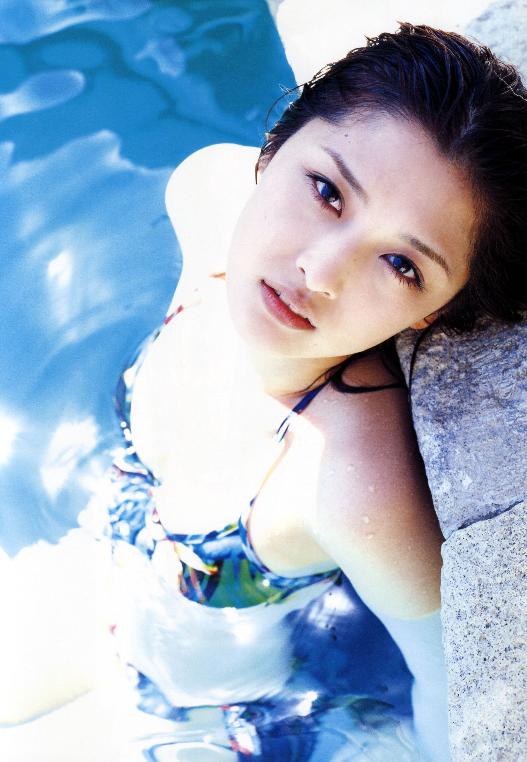 石川梨華《Abyuu》 [PhotoBook] 