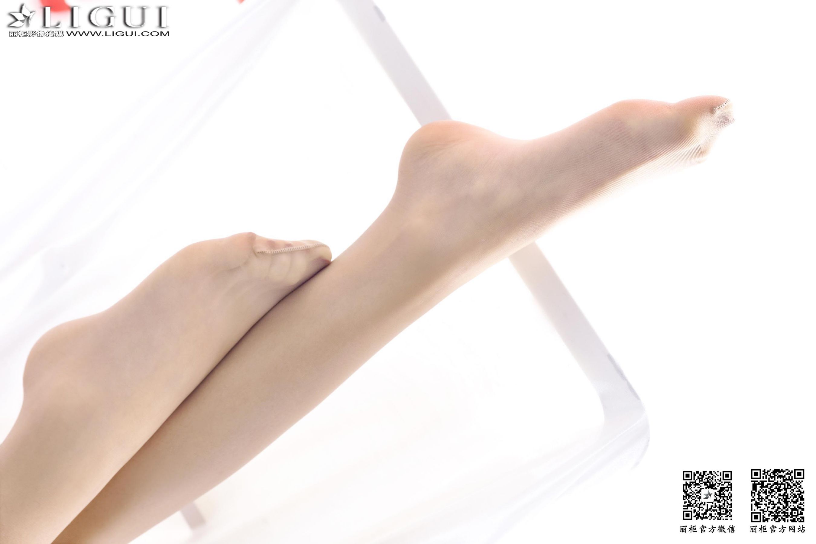 Model 可馨《蕾丝丝足》 [丽柜LiGui] 美腿玉足写真图片