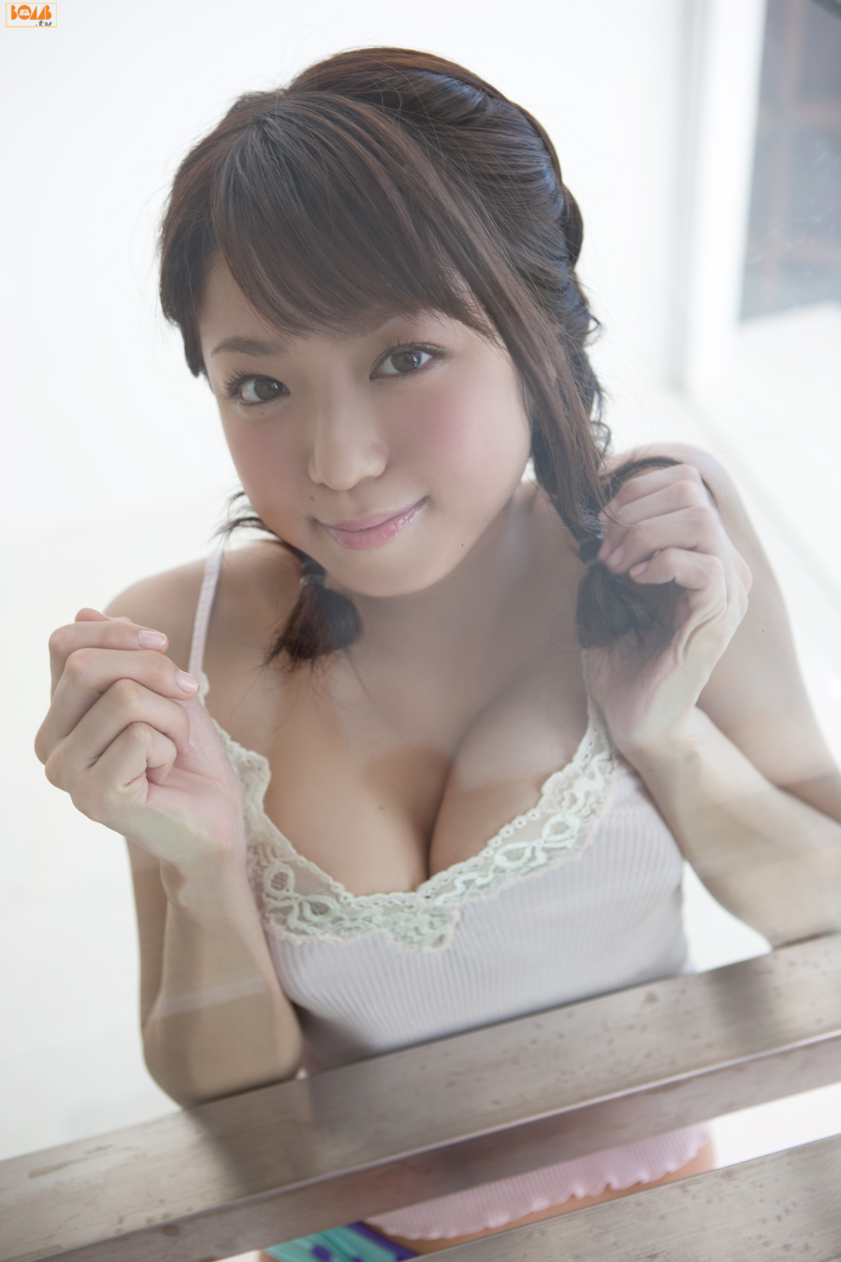 Shizuka Nakamura 中村静香  [Bomb.TV] 2012年12月号 