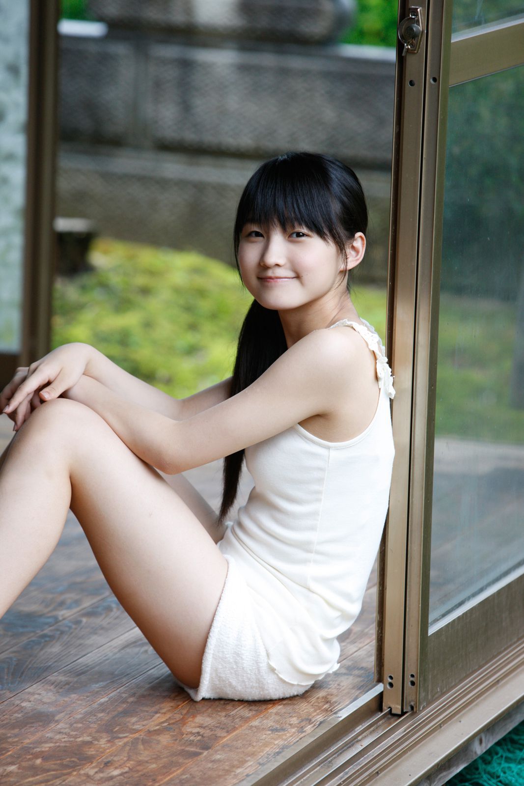 鞘師里保 Riho Sayashi [Hello! Project Digital Books] Vol.105 