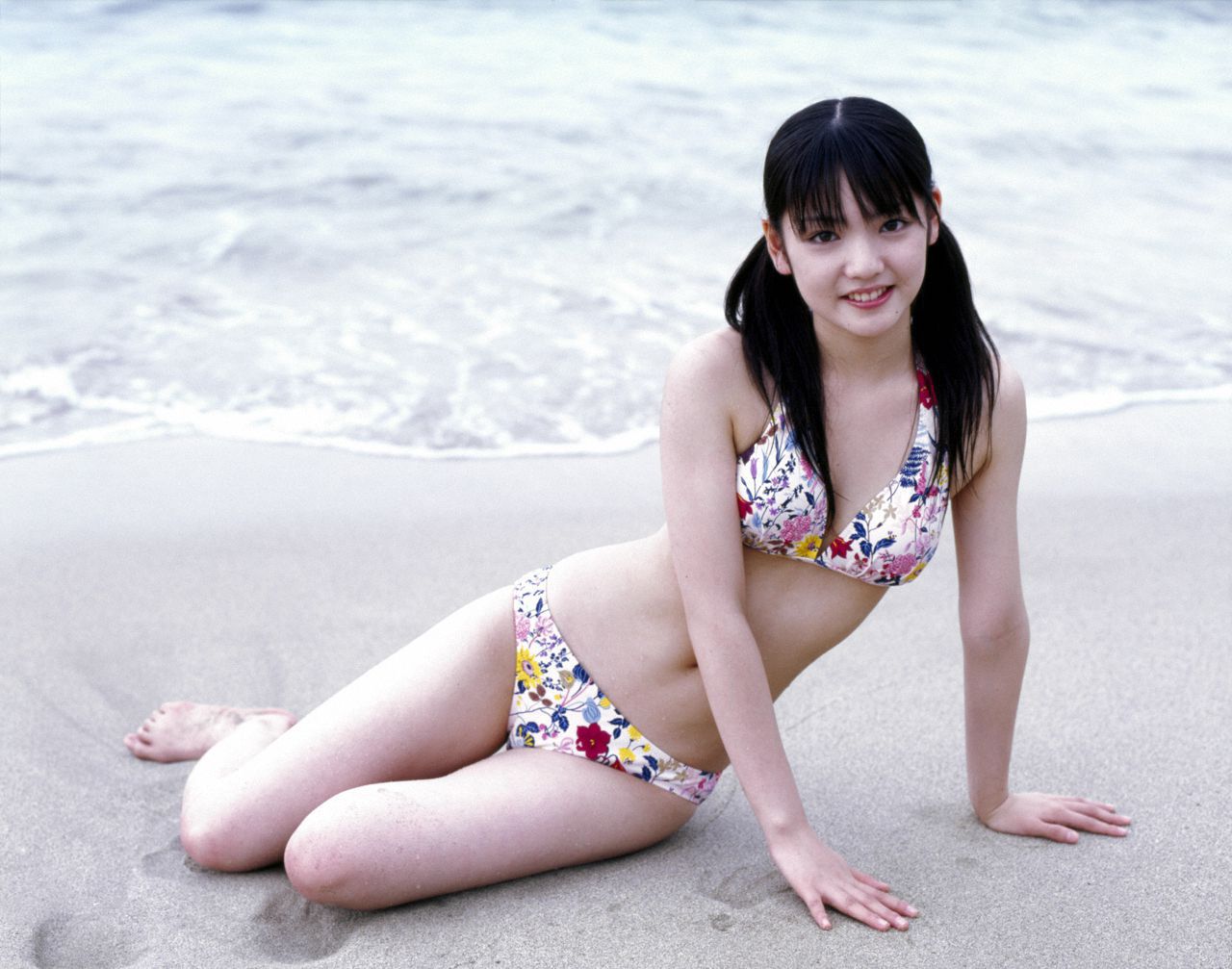 石川梨華、道重さゆみ [Hello! Project Digital Books] Vol.21 